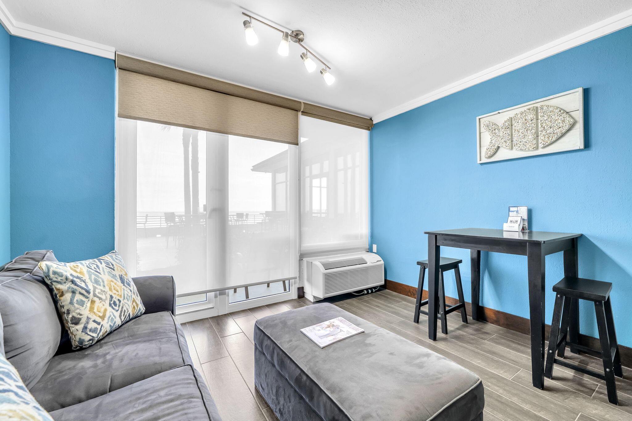 BAYSIDE CONDO SANDESTIN - Residential