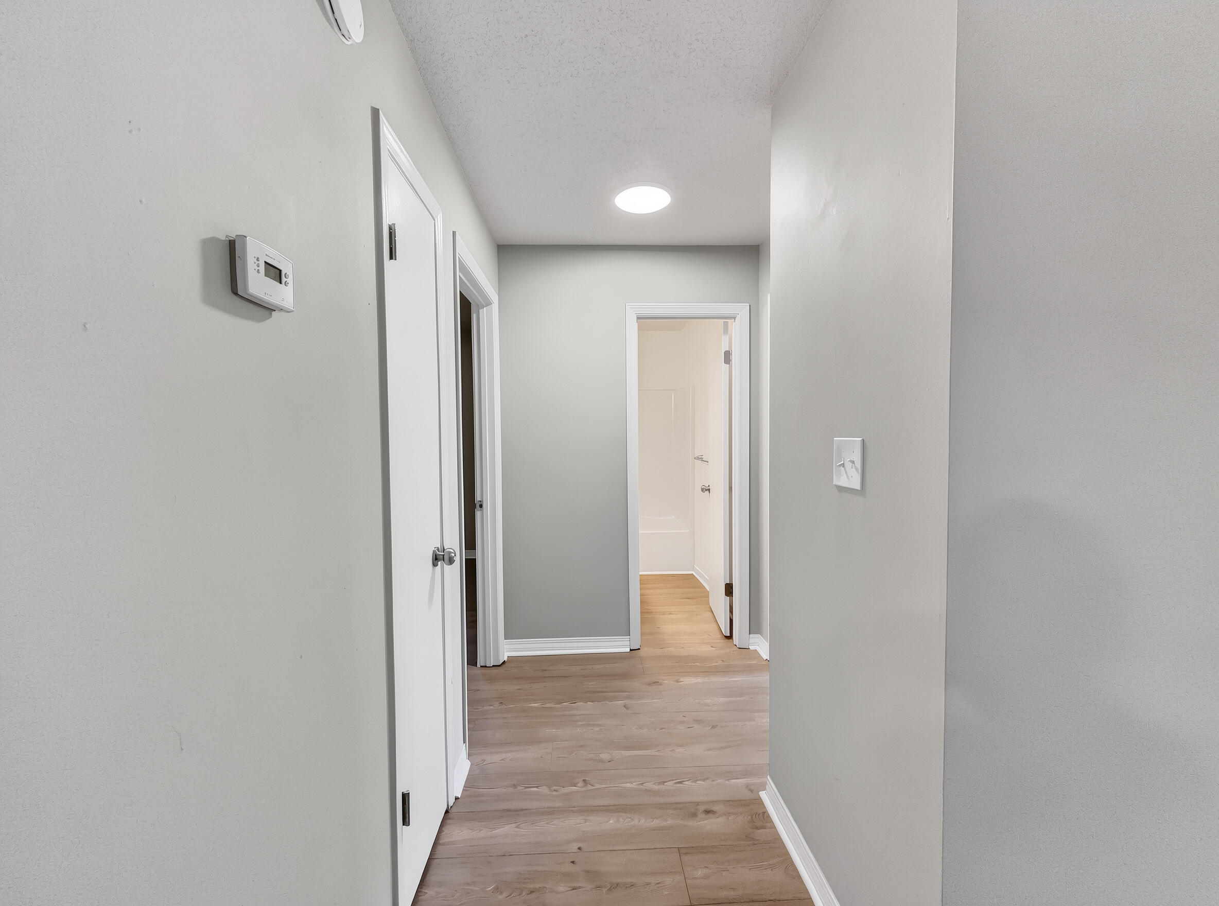 LANDVIEW ESTATES - Residential Lease