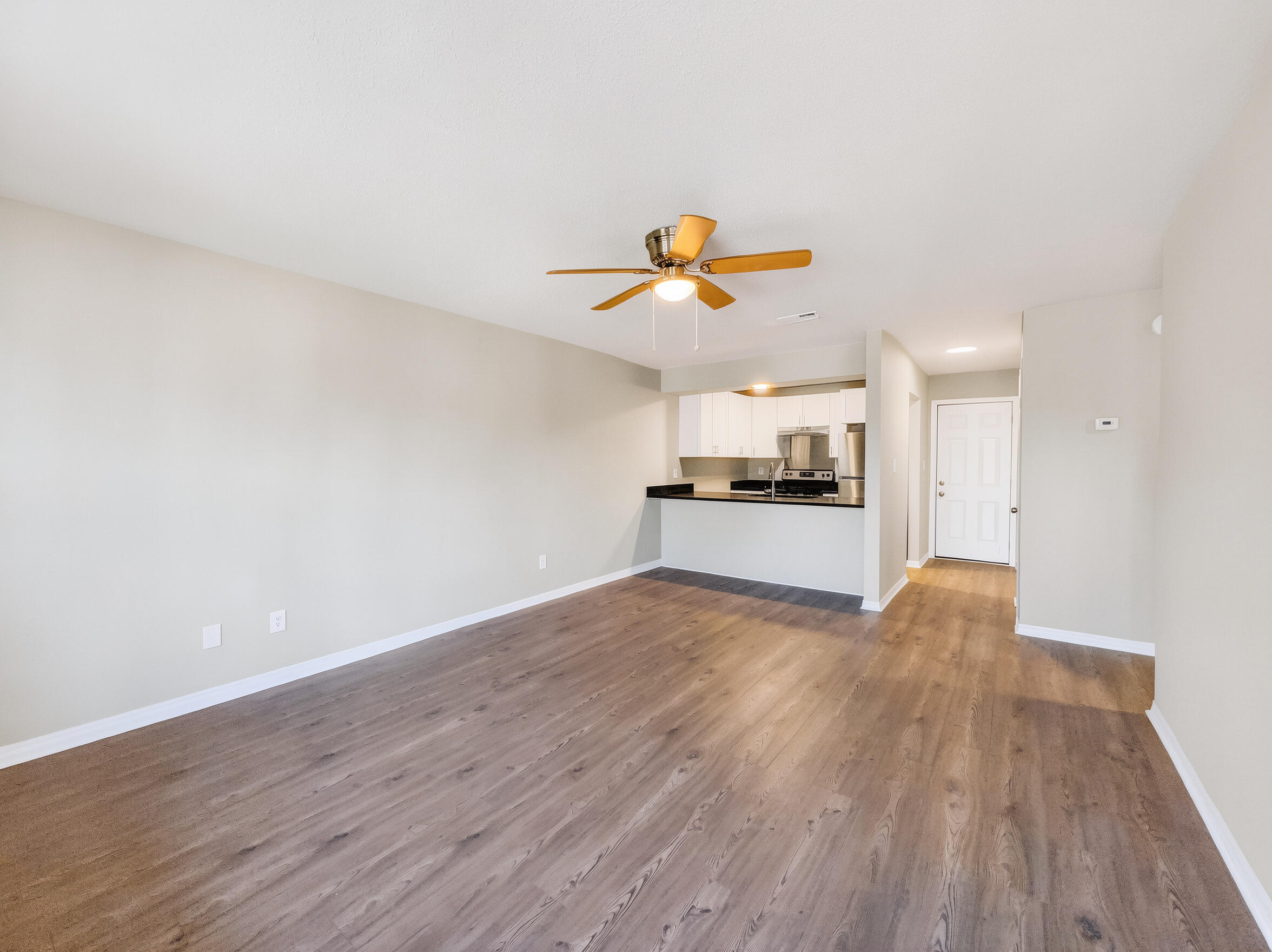 LANDVIEW ESTATES - Residential Lease