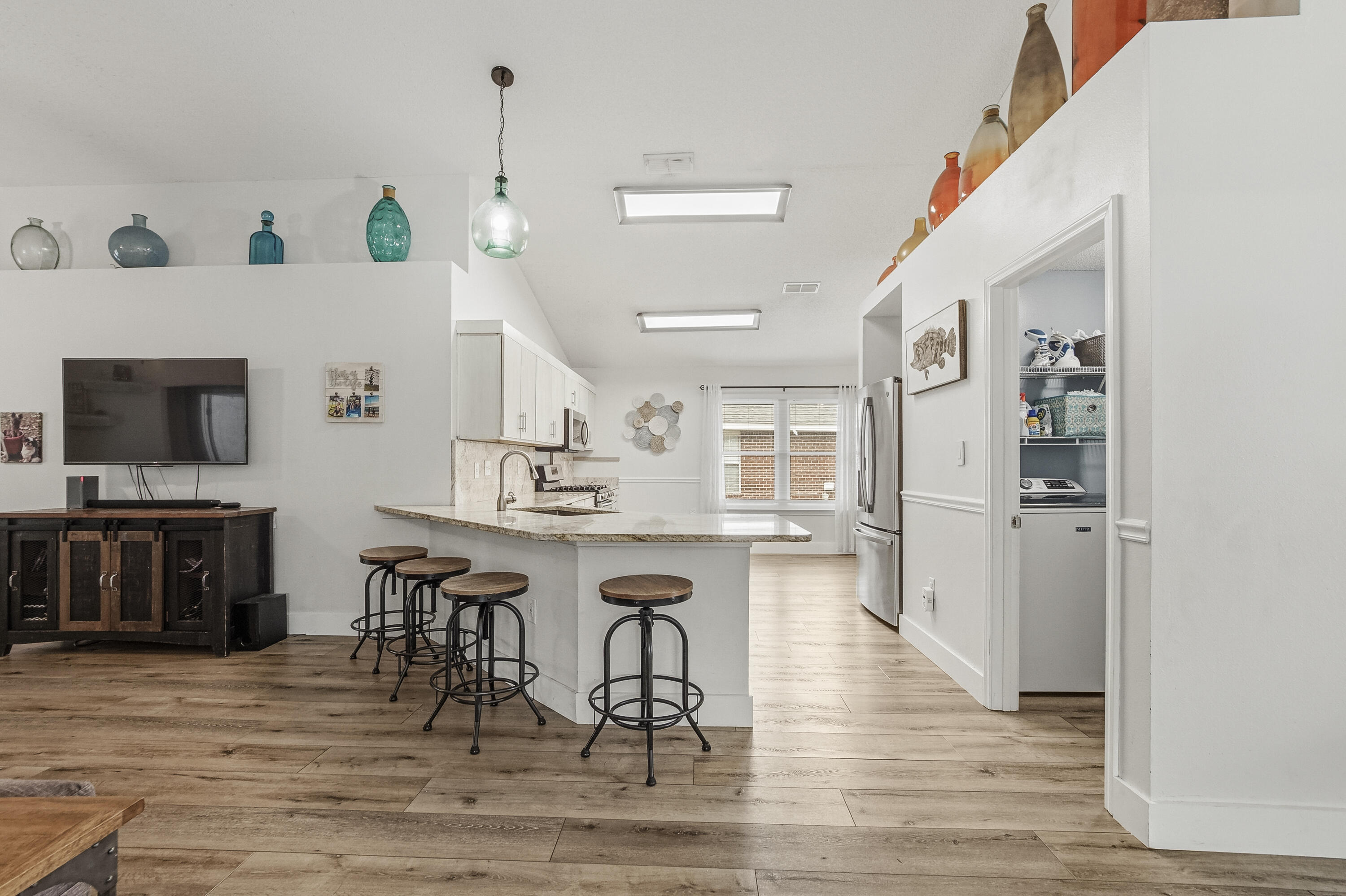 PARADISE RETREAT - Residential