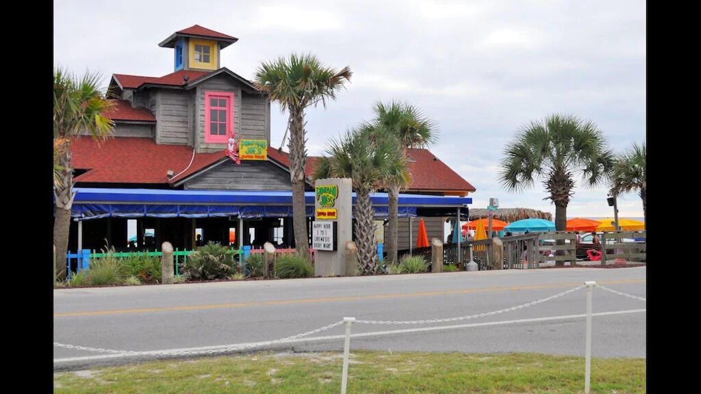 PARADISE RETREAT - Residential