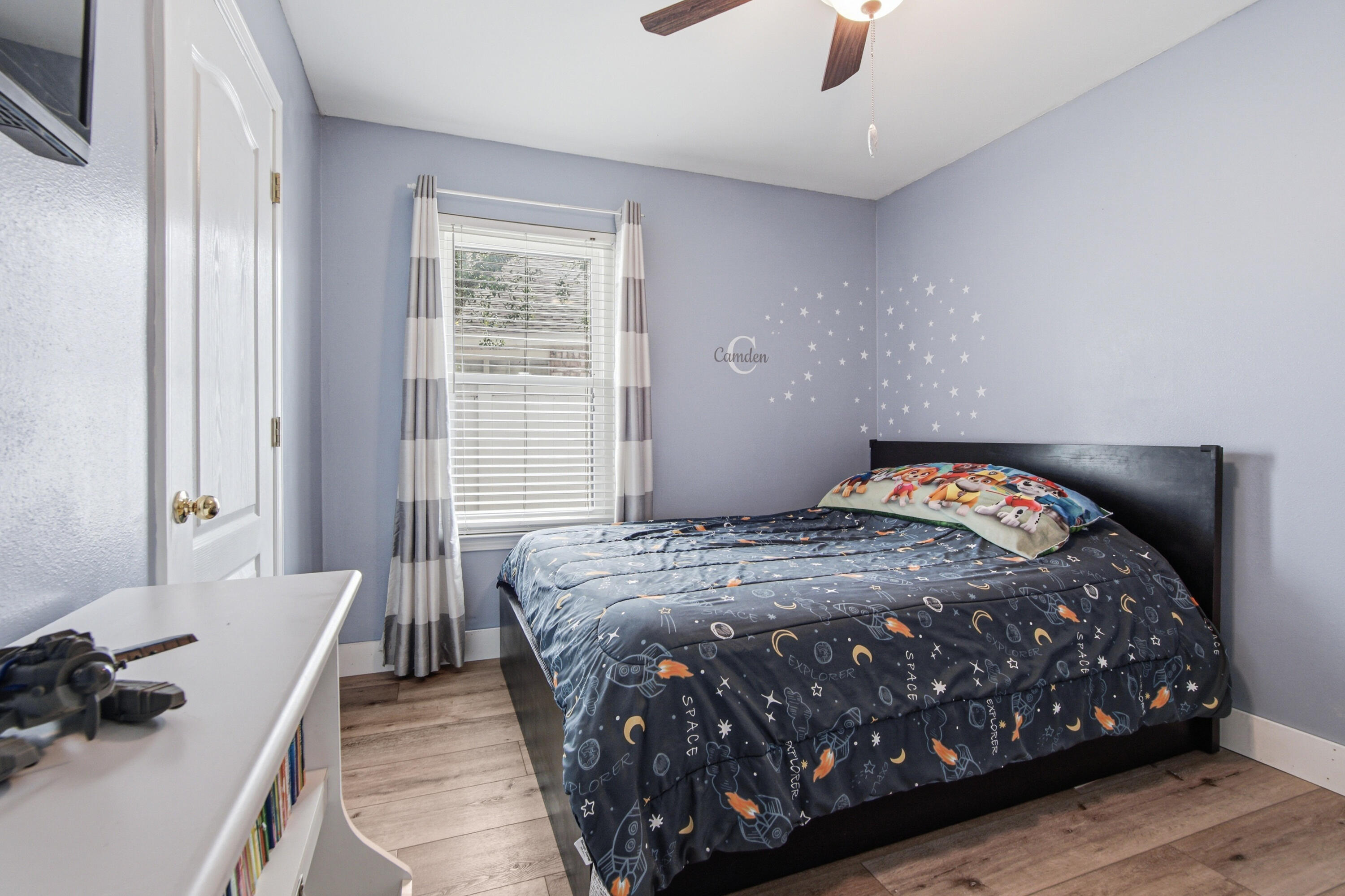 PARADISE RETREAT - Residential