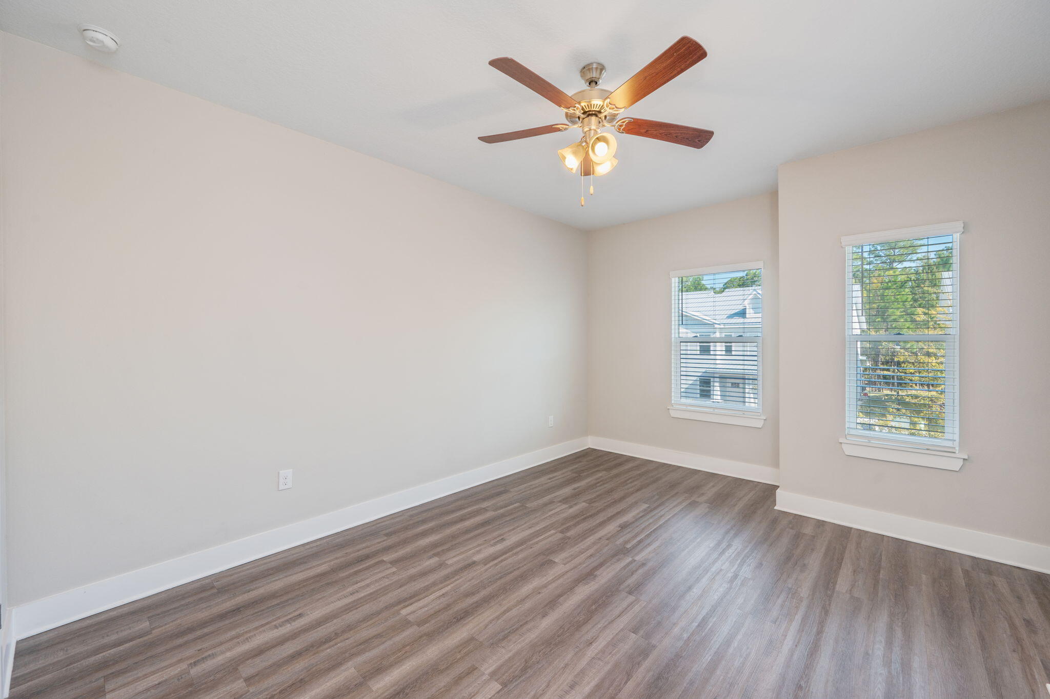 VERANDAS AT FREEPORT - Residential