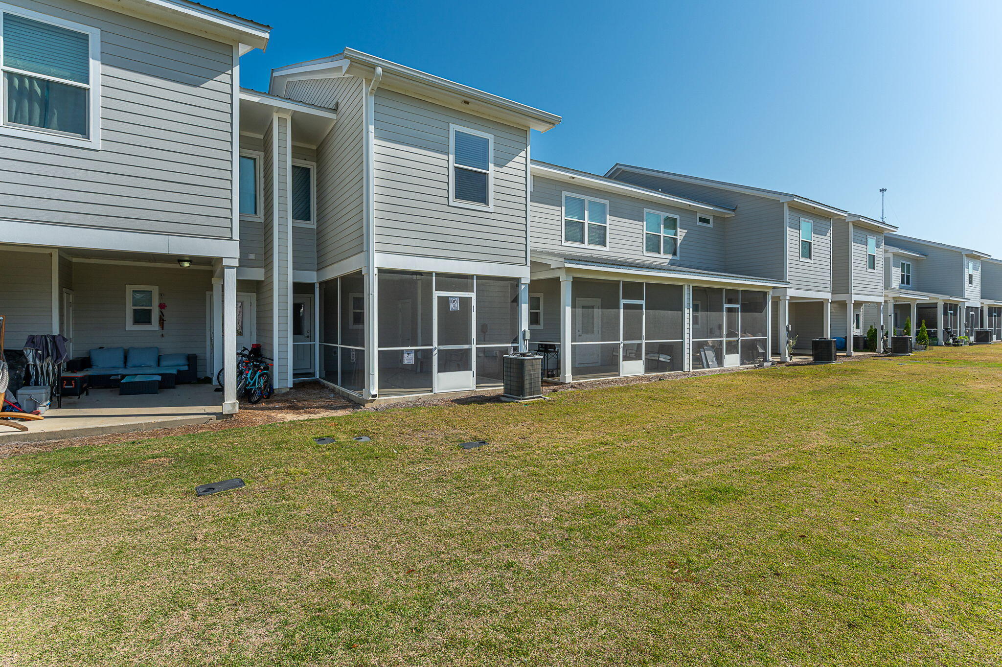 VERANDAS AT FREEPORT - Residential