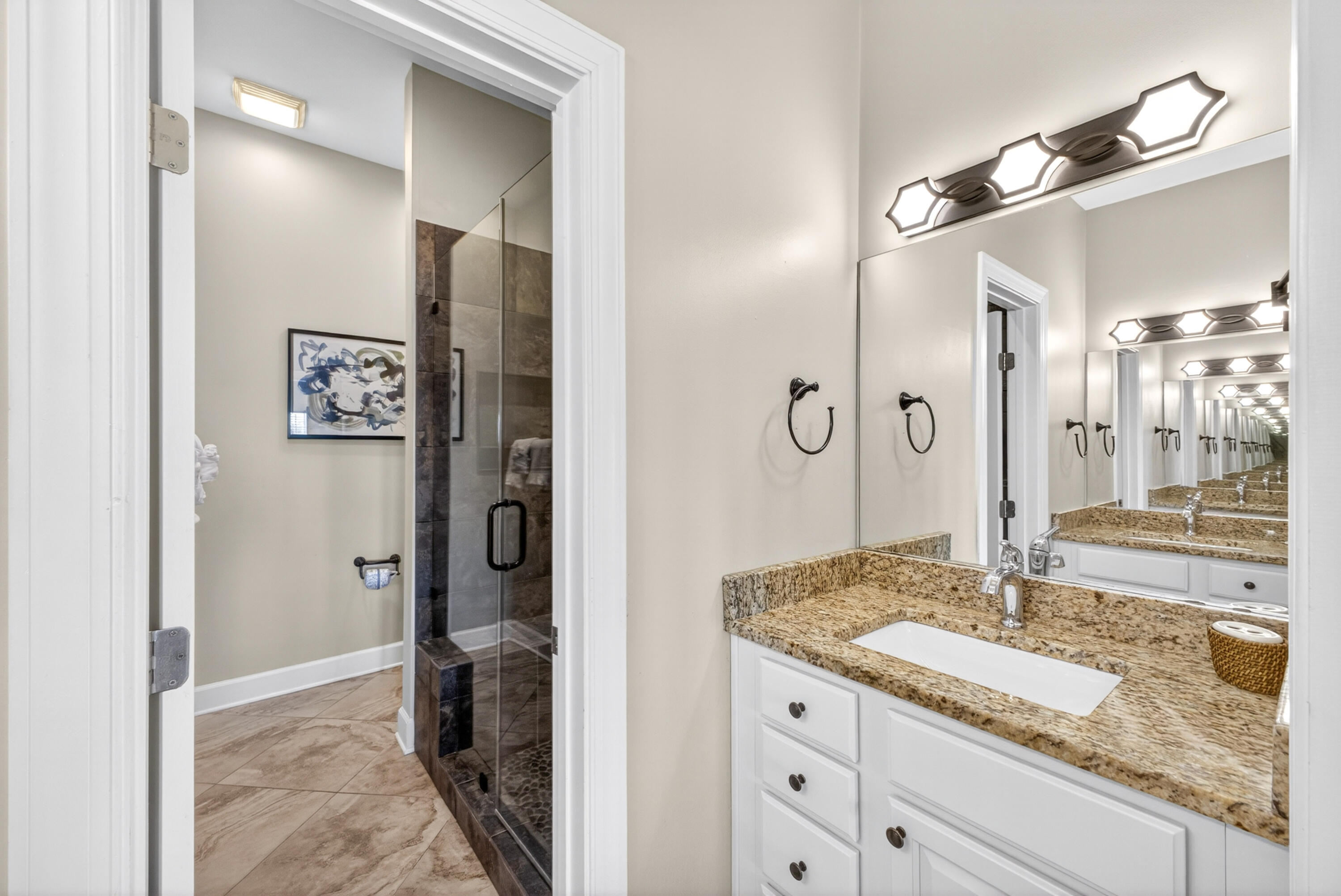 PAVILION PALMS - Residential