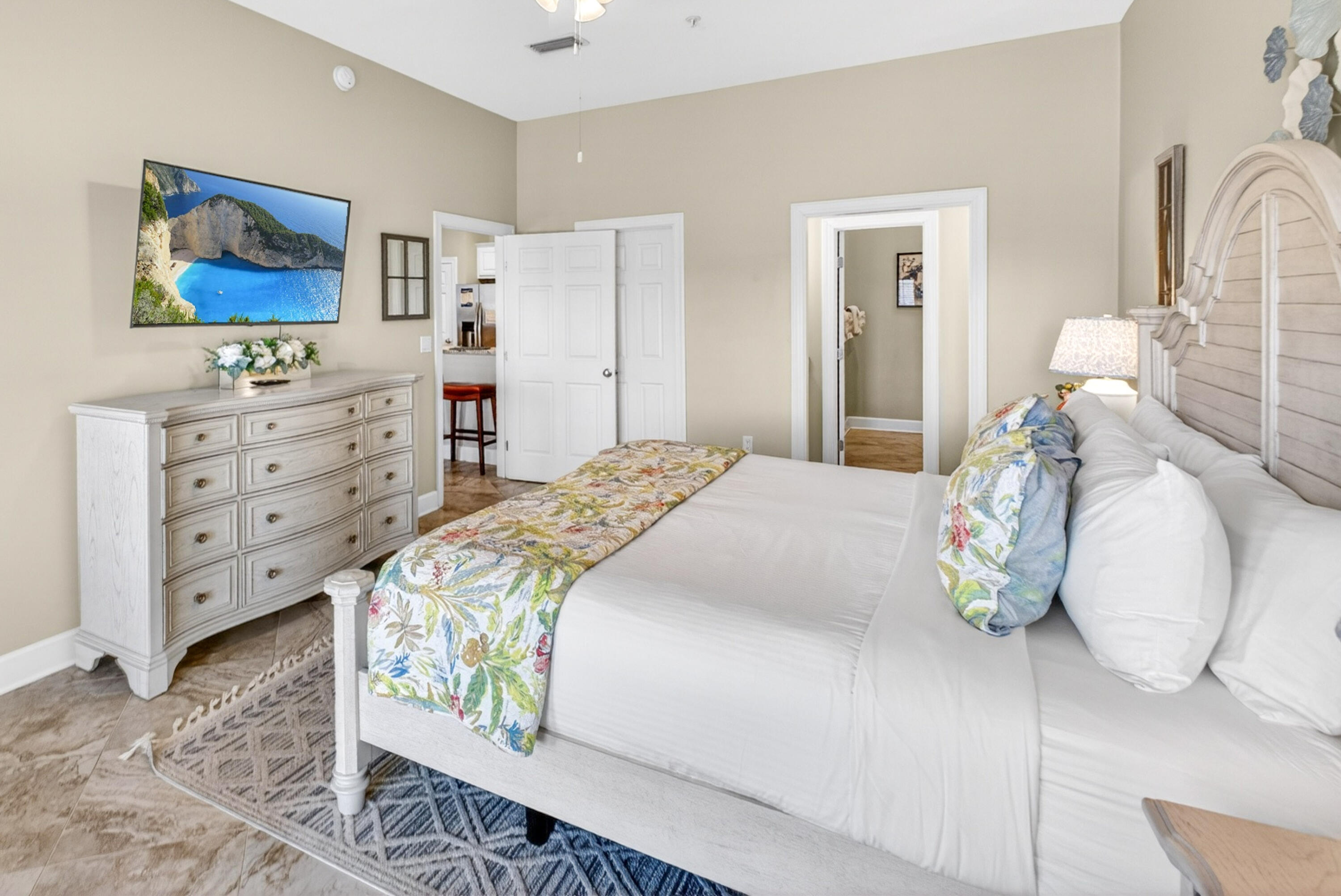 PAVILION PALMS - Residential