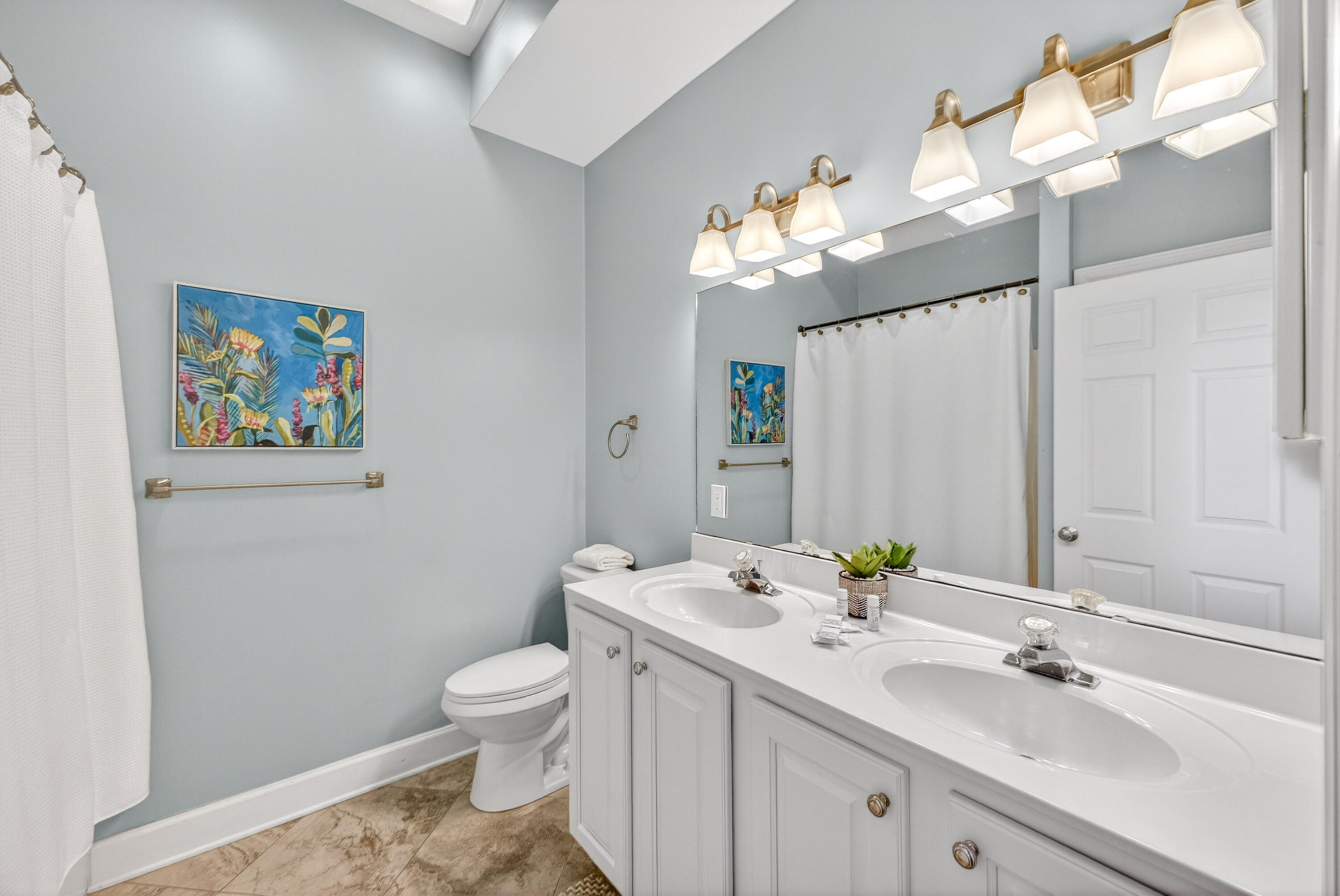 PAVILION PALMS - Residential