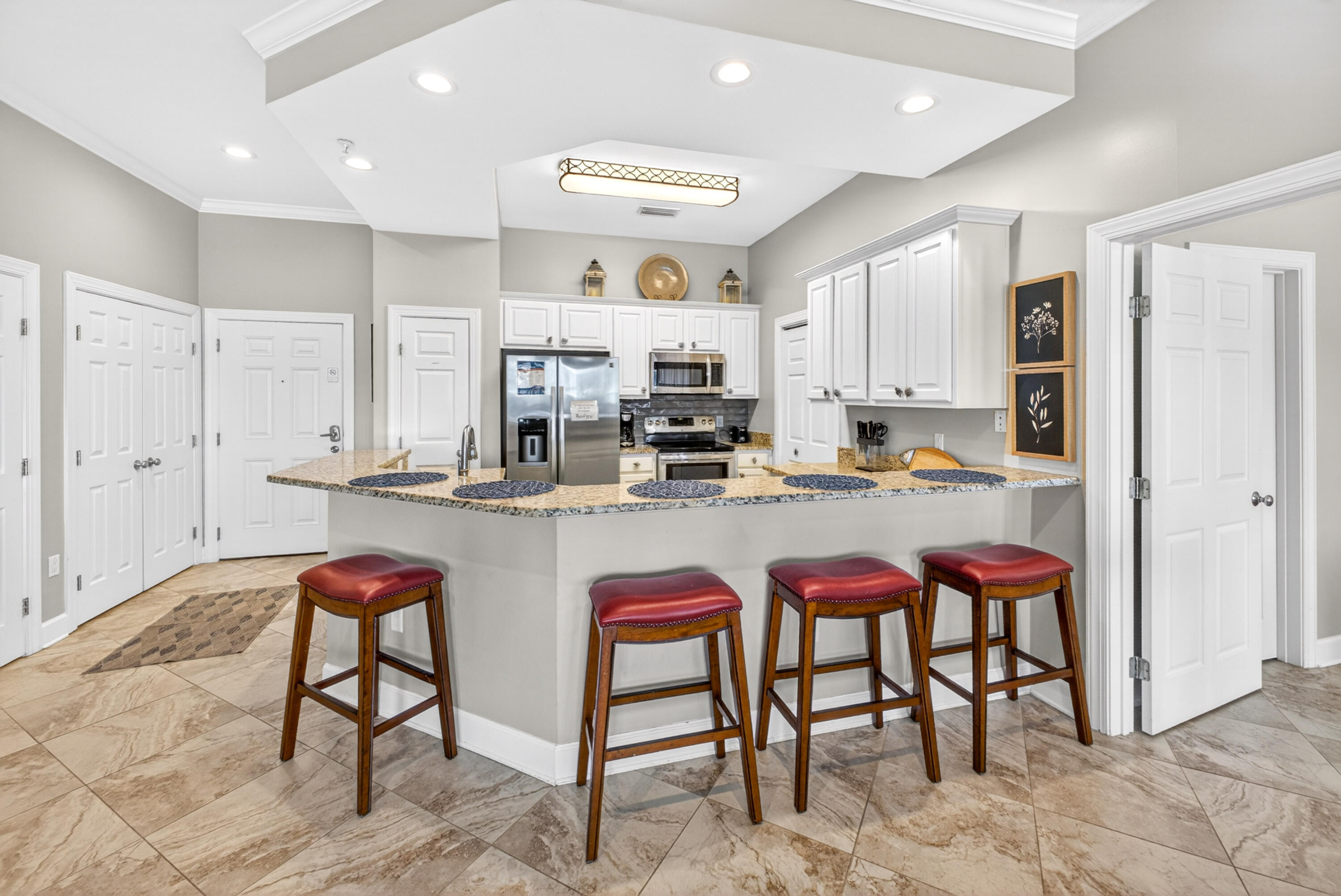 PAVILION PALMS - Residential