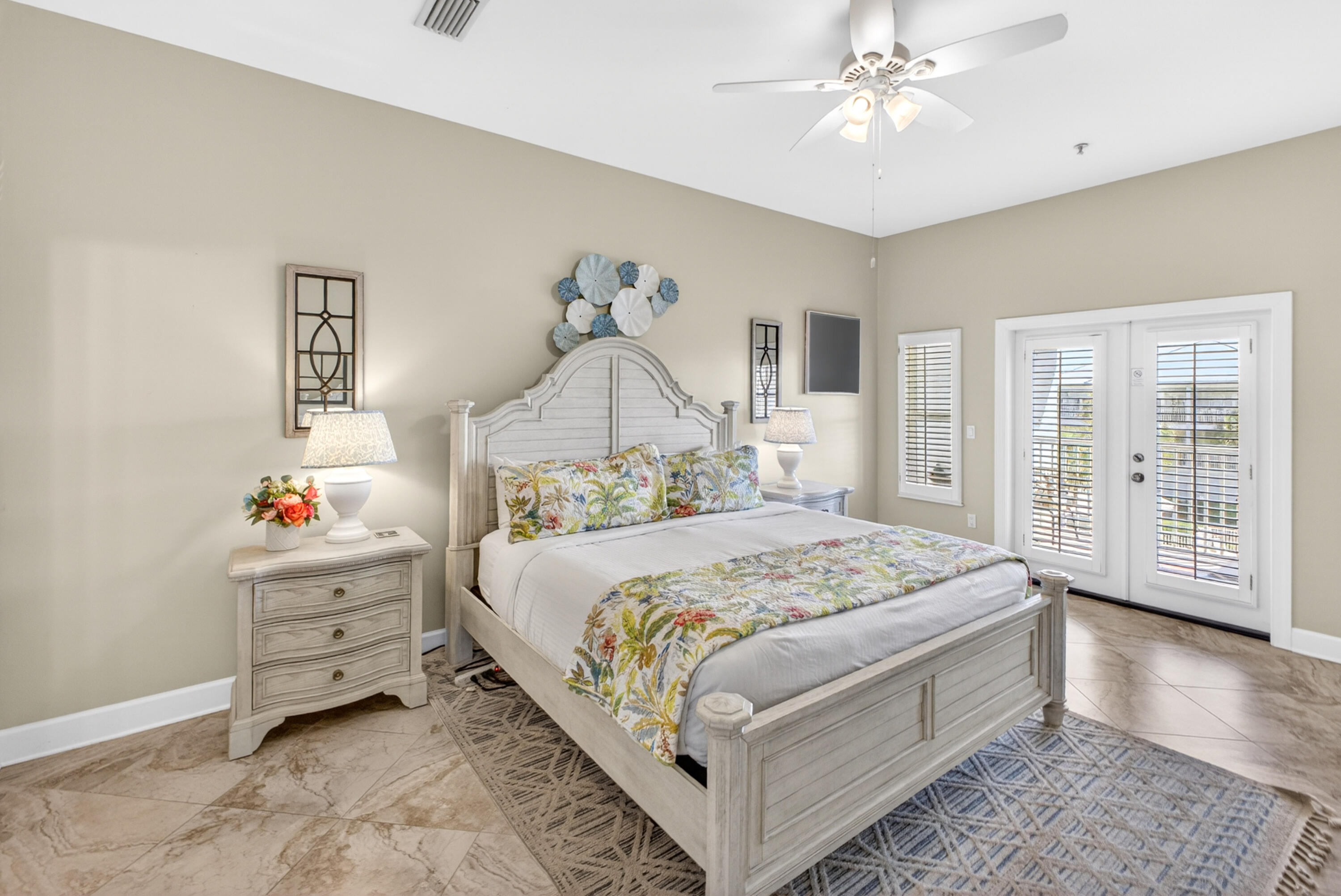 PAVILION PALMS - Residential