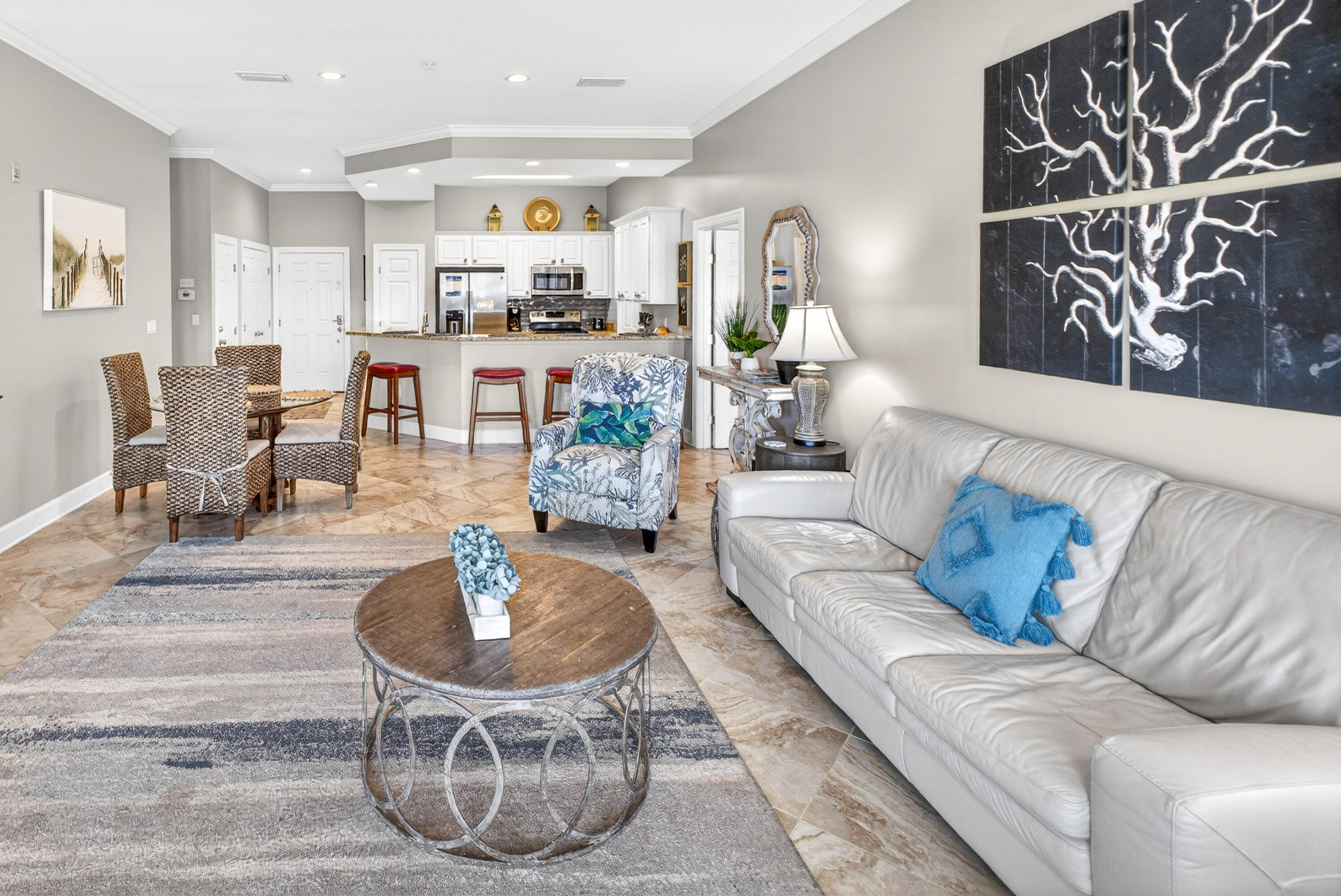 PAVILION PALMS - Residential