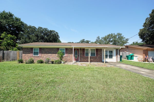 45 11TH ST, SHALIMAR, FL 32579 - Image 8a50e192083f34074dbd5ffe7c5b79a6/863629528