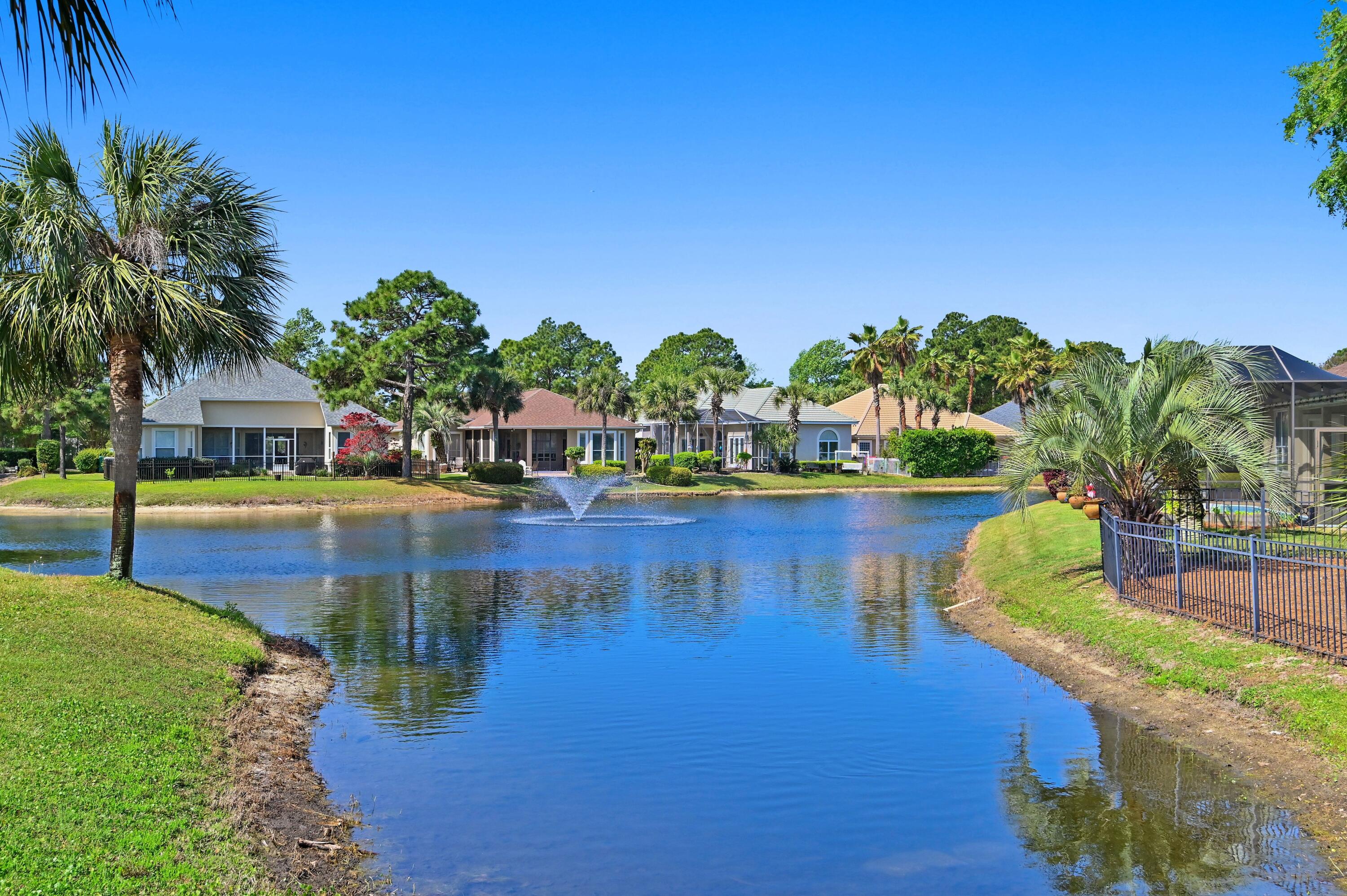 EMERALD LAKES PH 1 - Residential