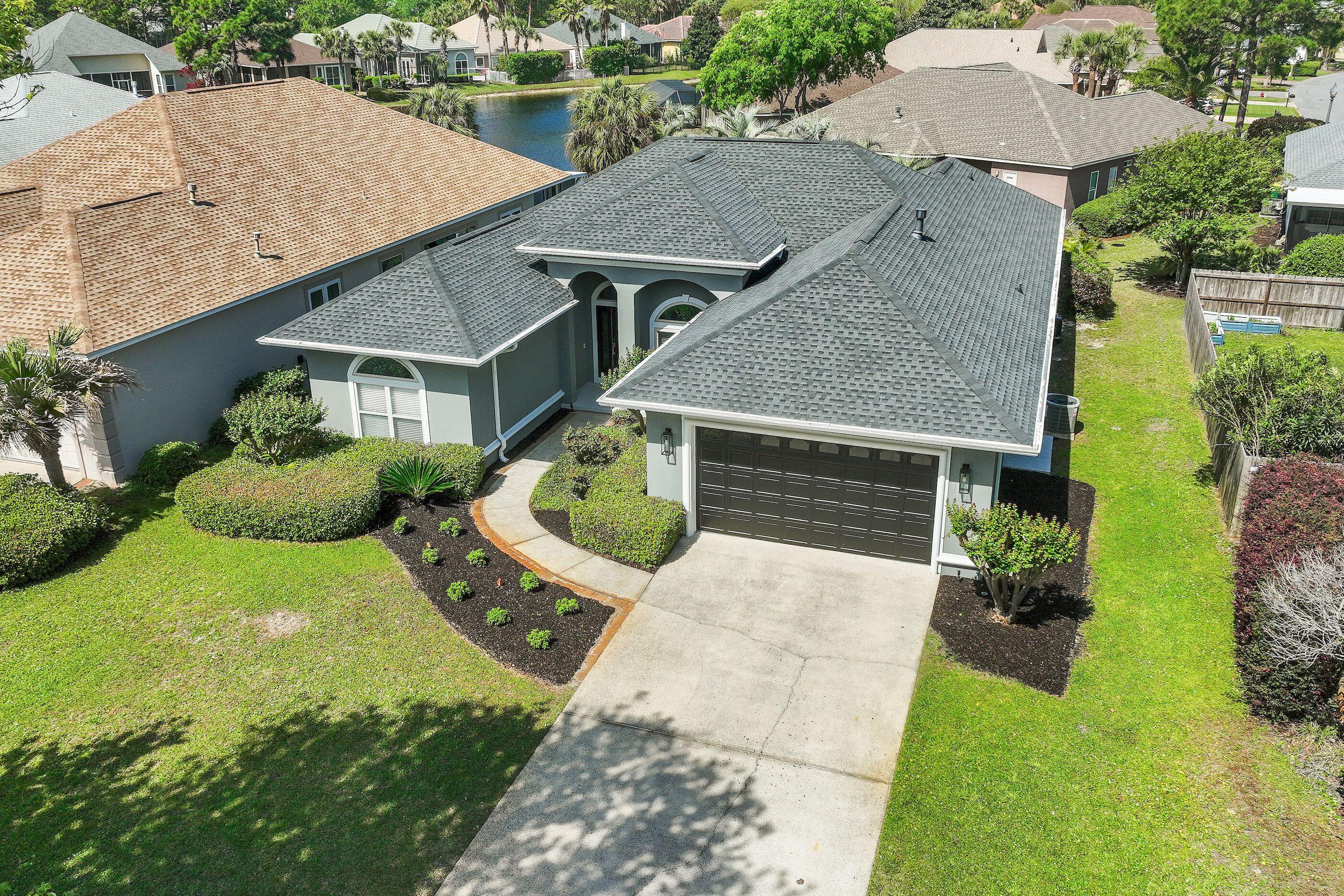 EMERALD LAKES PH 1 - Residential