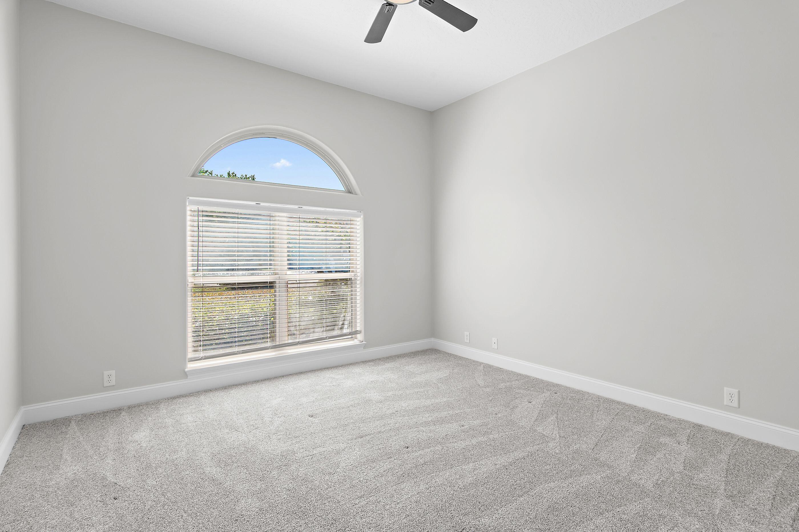 EMERALD LAKES PH 1 - Residential