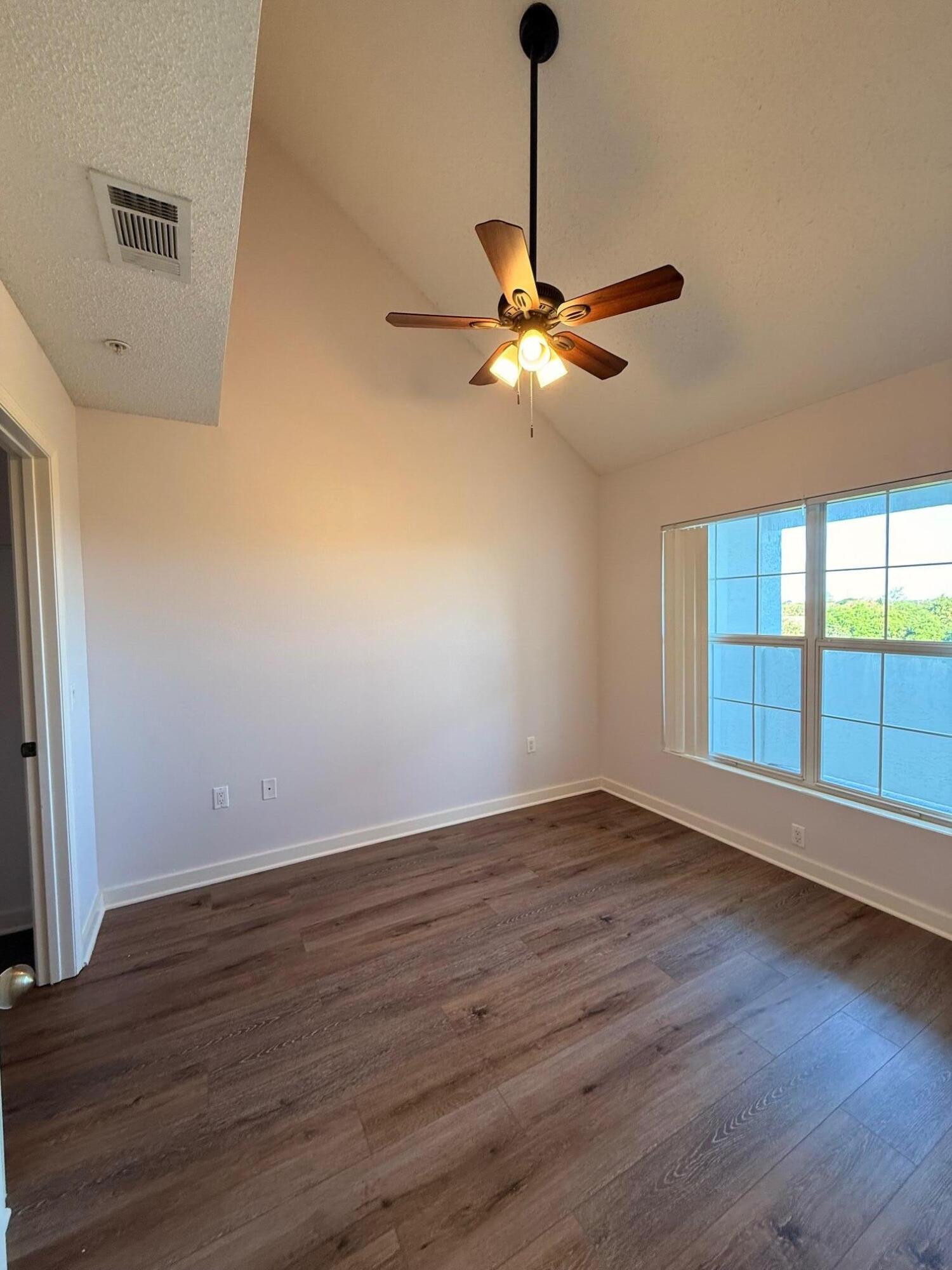 THE FLORIDA CLUB - Residential Lease