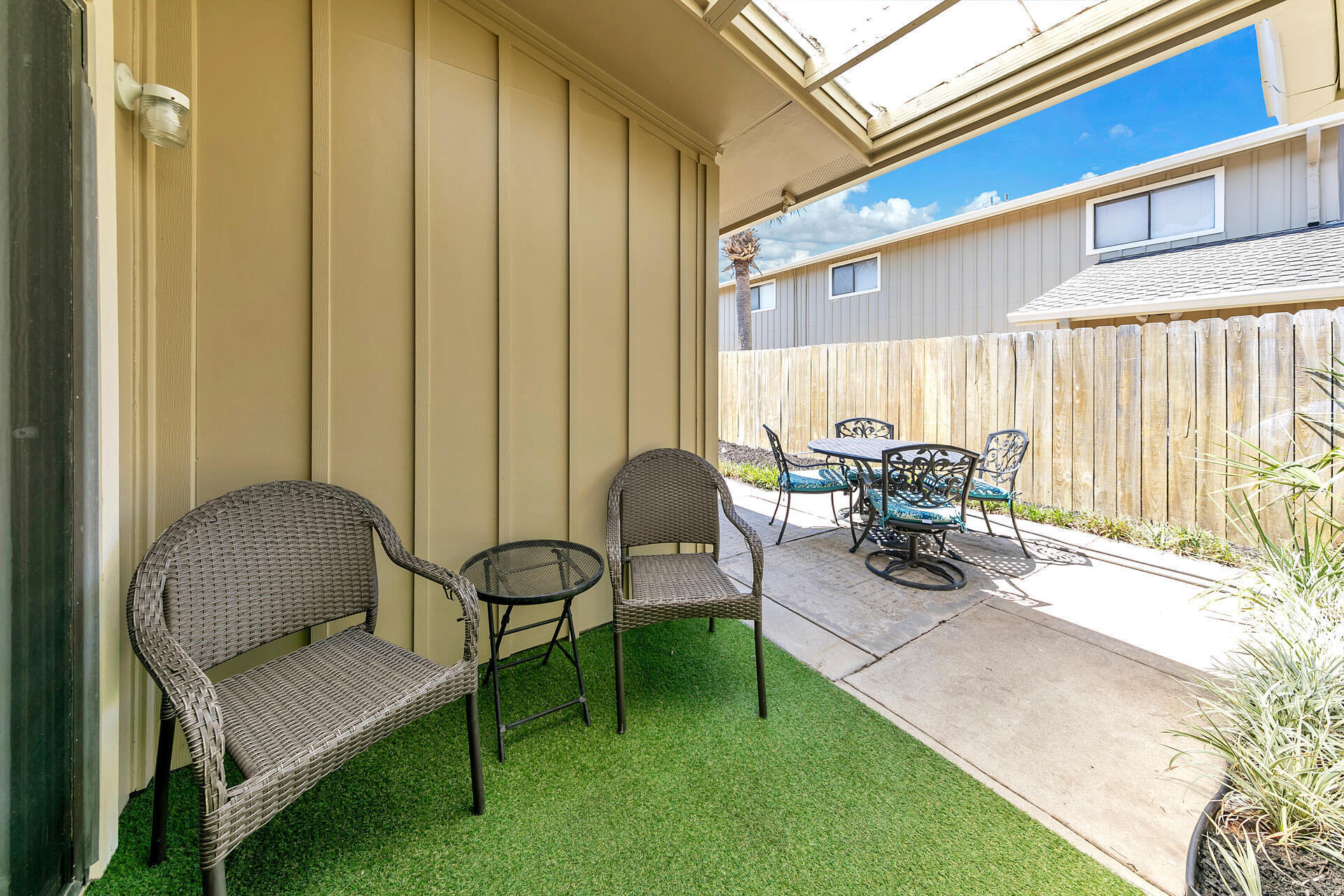 SEASCAPE CONDO TENNIS VILLAGE - Residential