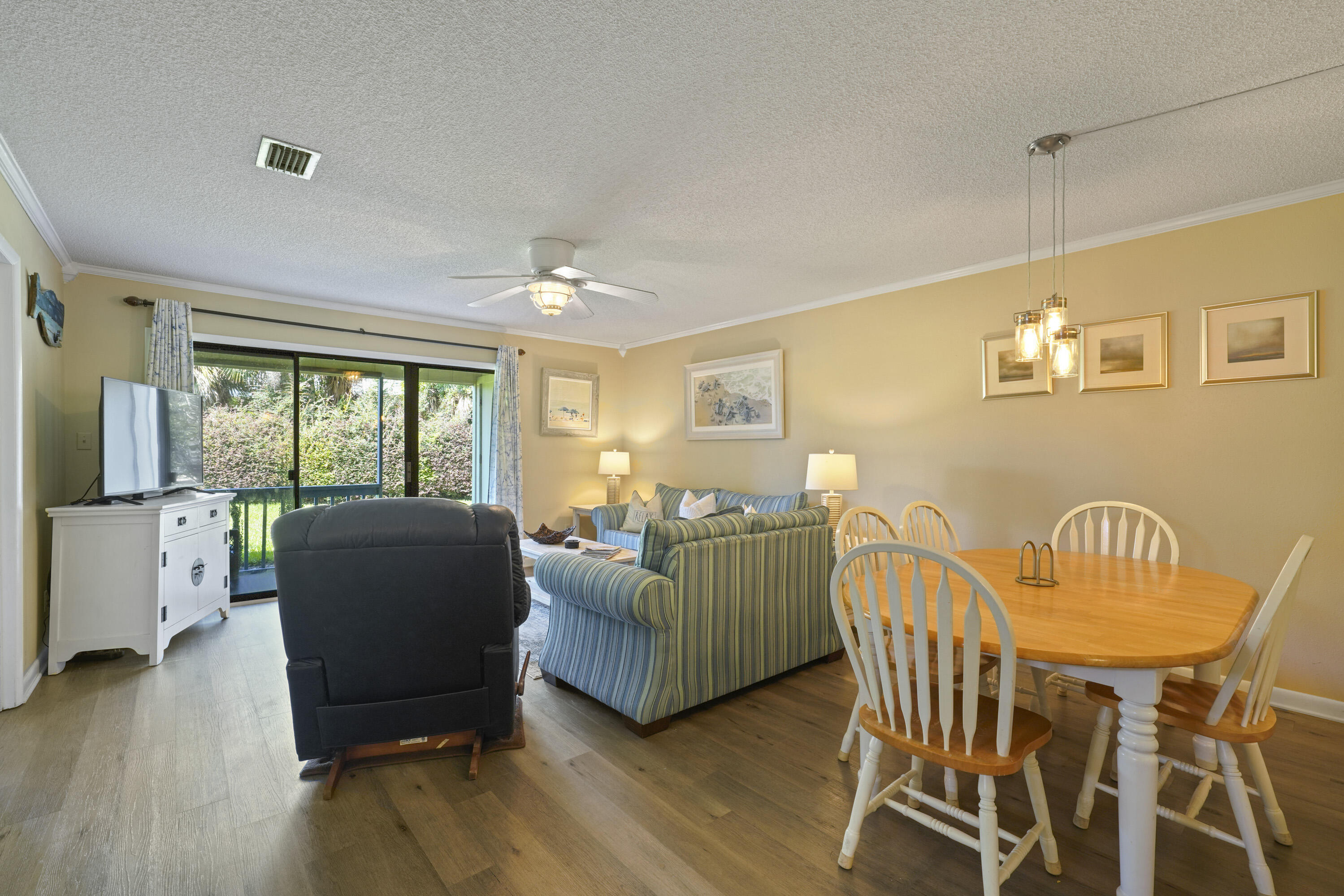 Chateau La Mer II Phase II - Residential