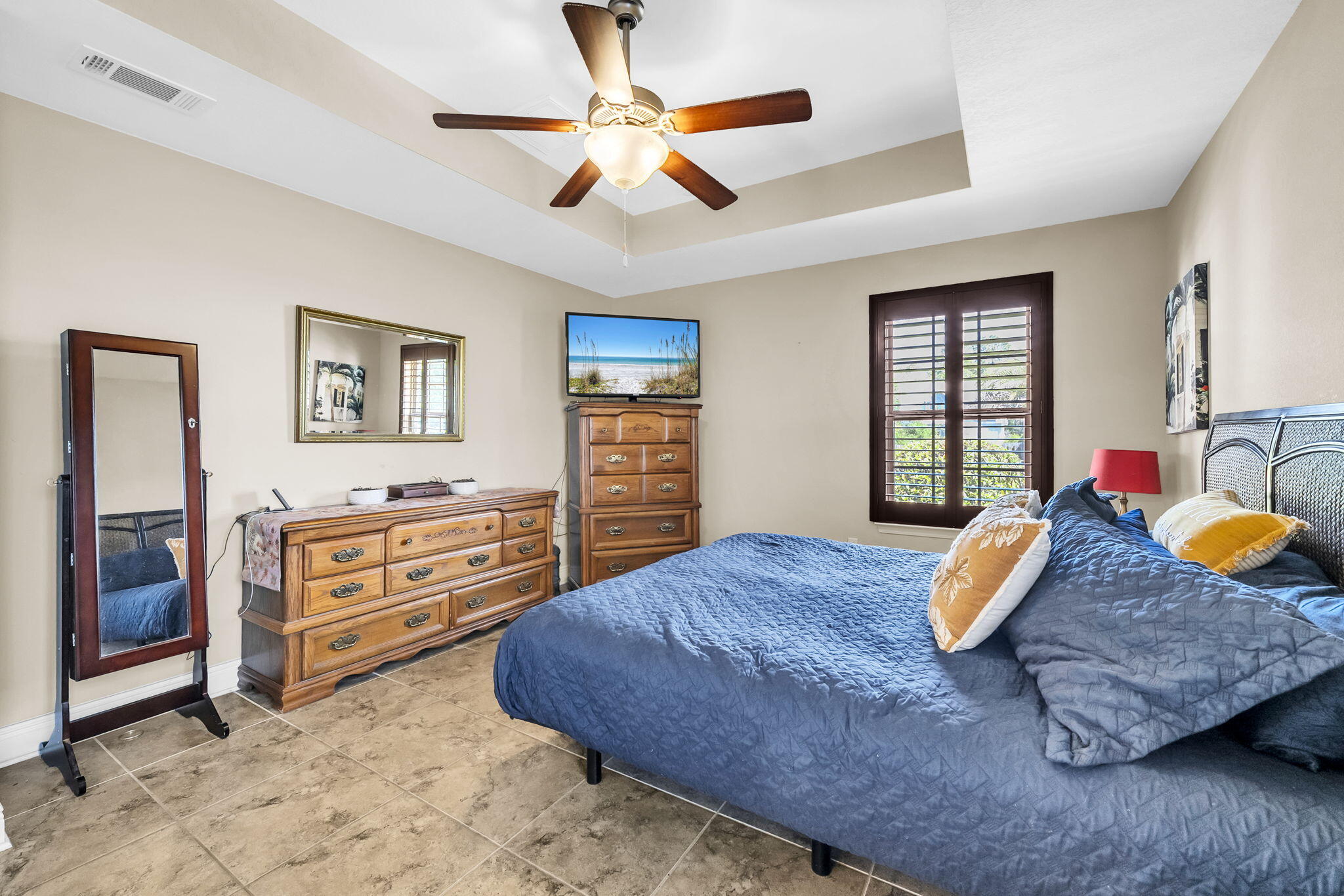 EAGLE BAY - Residential