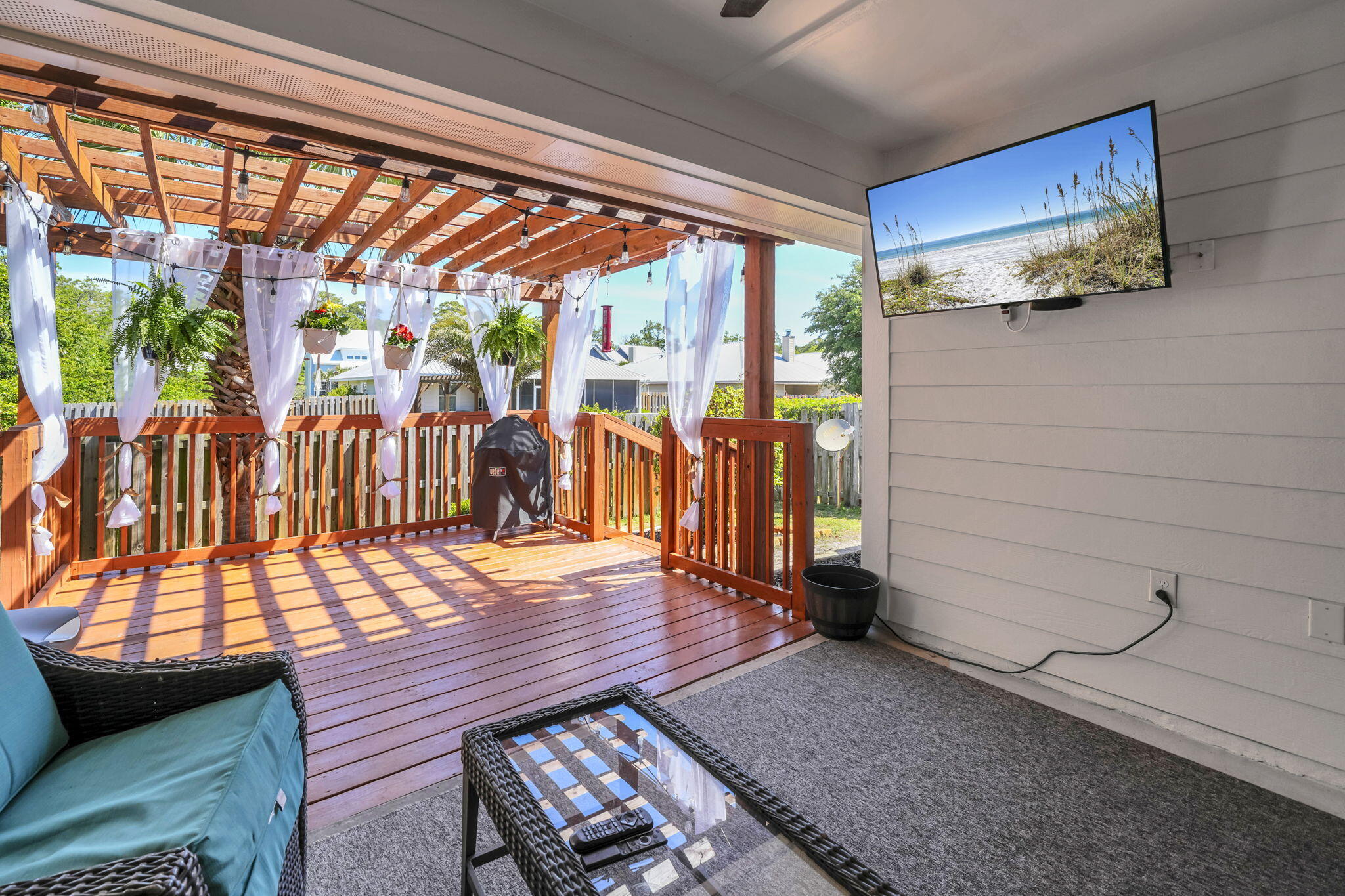 EAGLE BAY - Residential