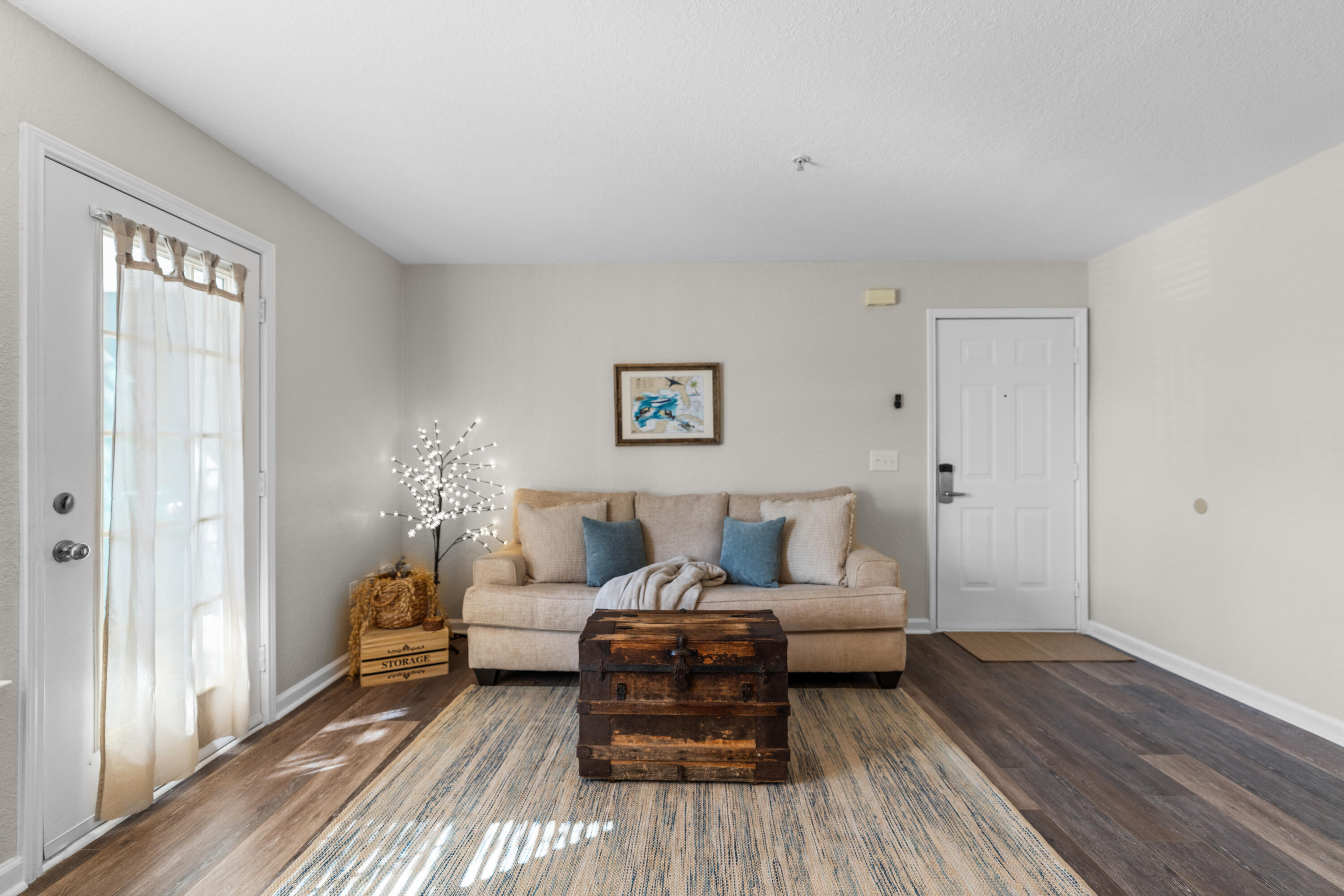 INDIAN LAKE - Residential