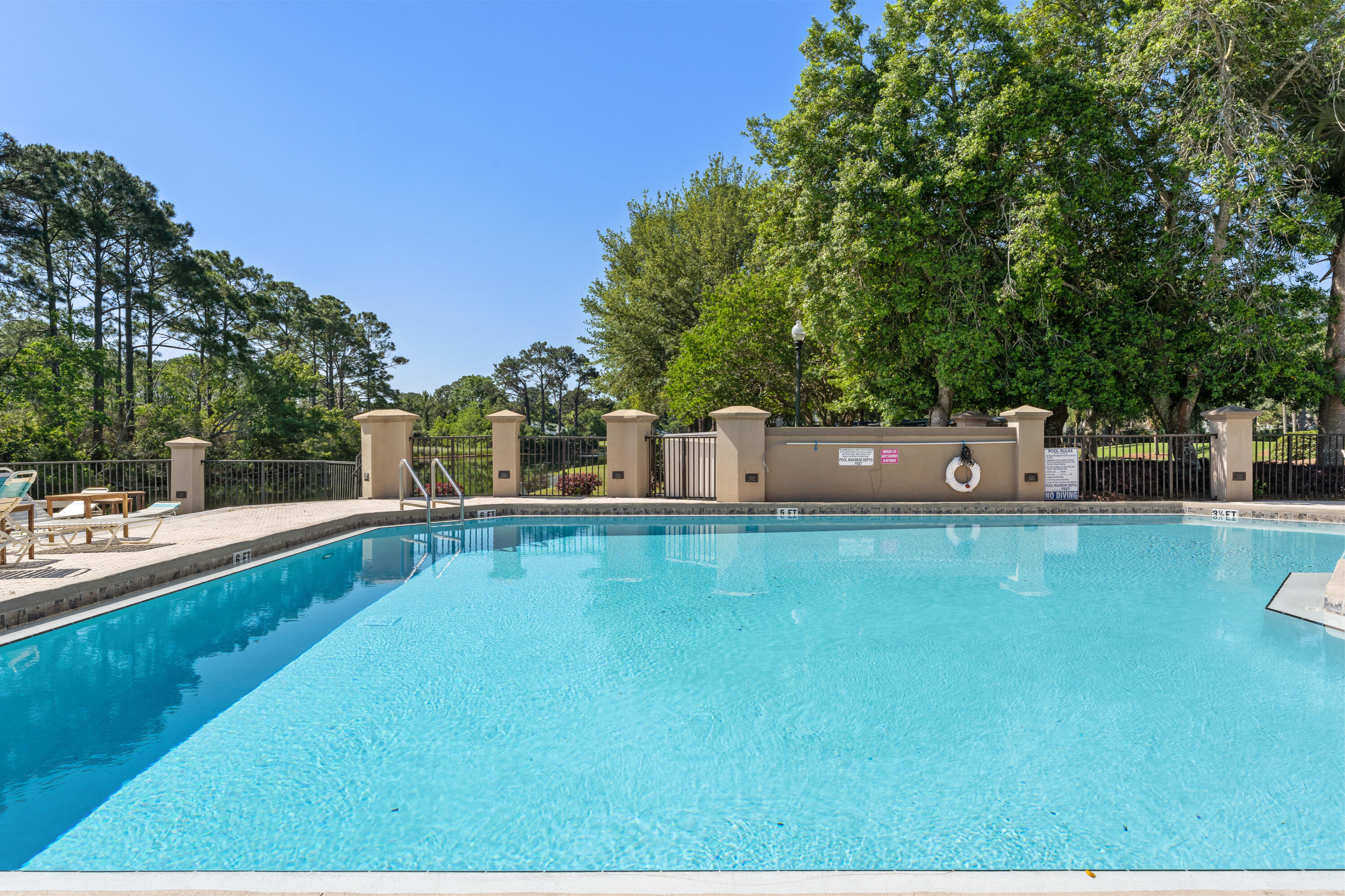 HARBOUR POINT CONDO - Residential Lease