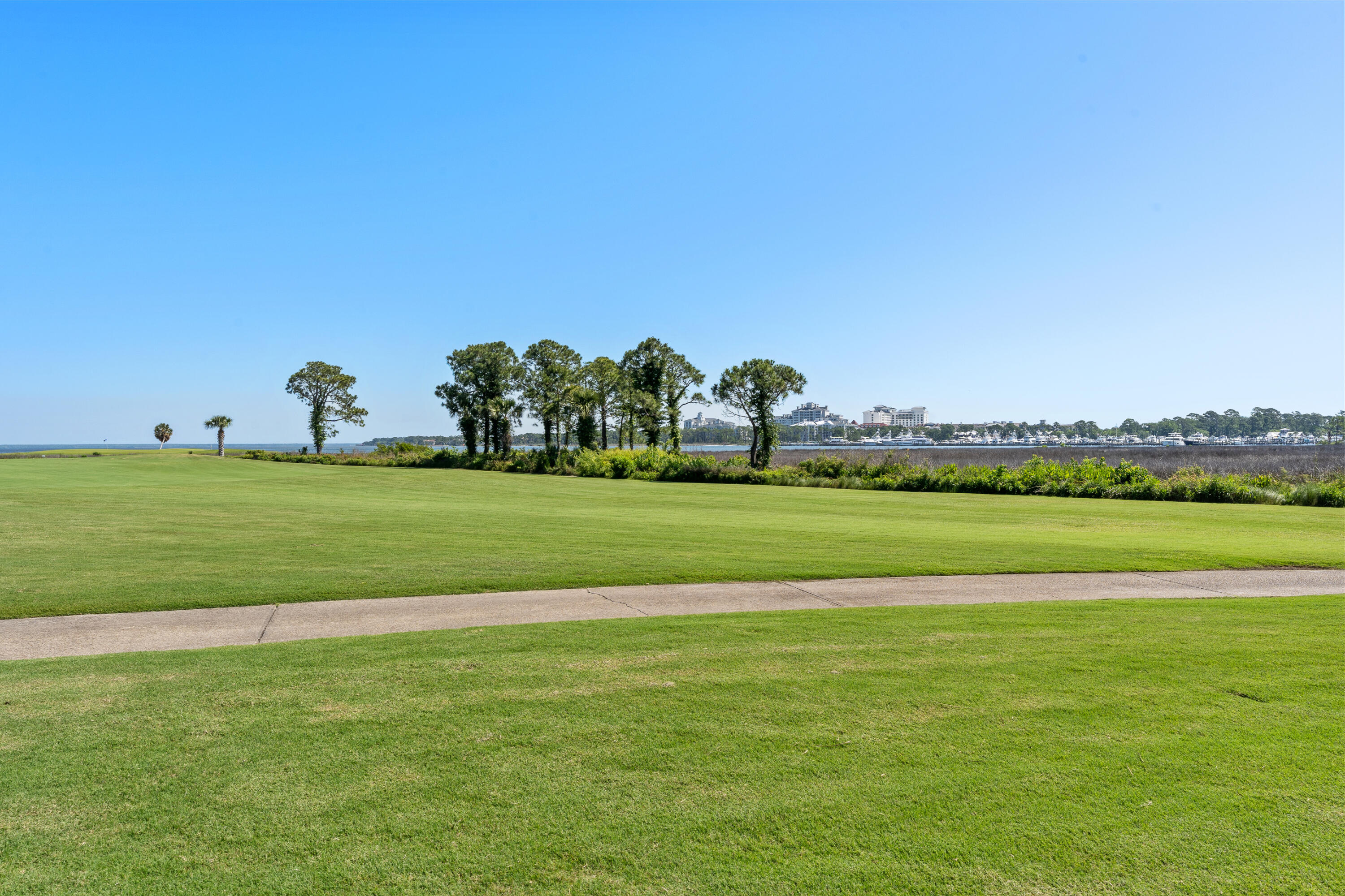 HARBOUR POINT CONDO - Residential Lease