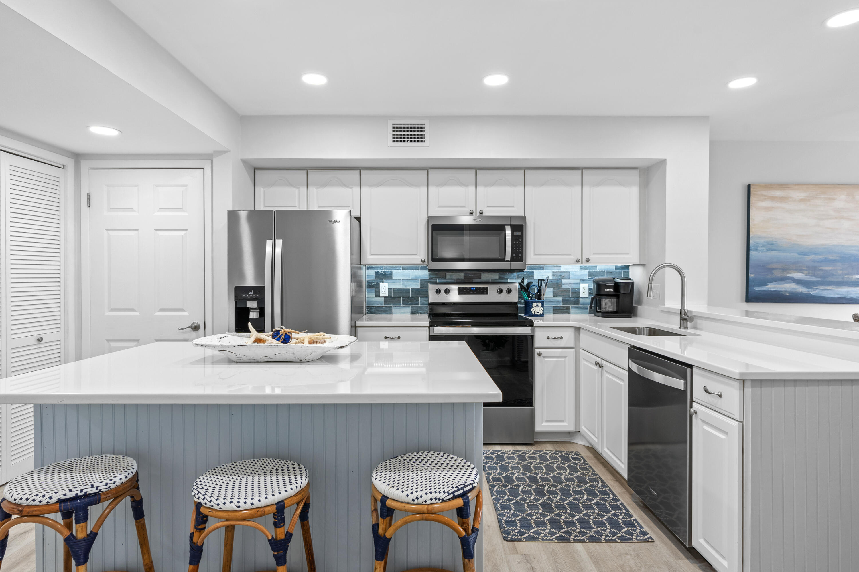 HARBOUR POINT CONDO - Residential Lease
