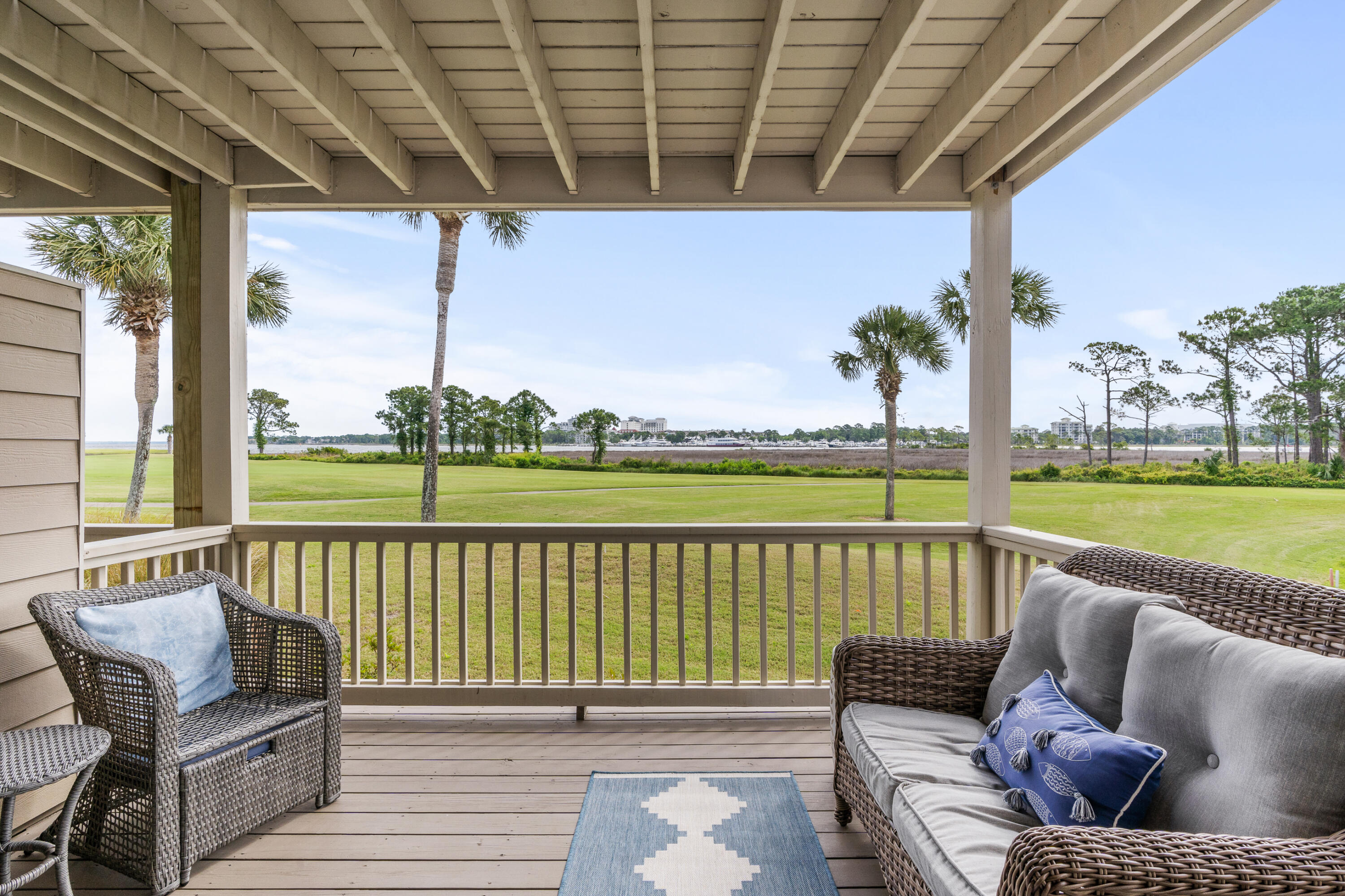 HARBOUR POINT CONDO - Residential Lease