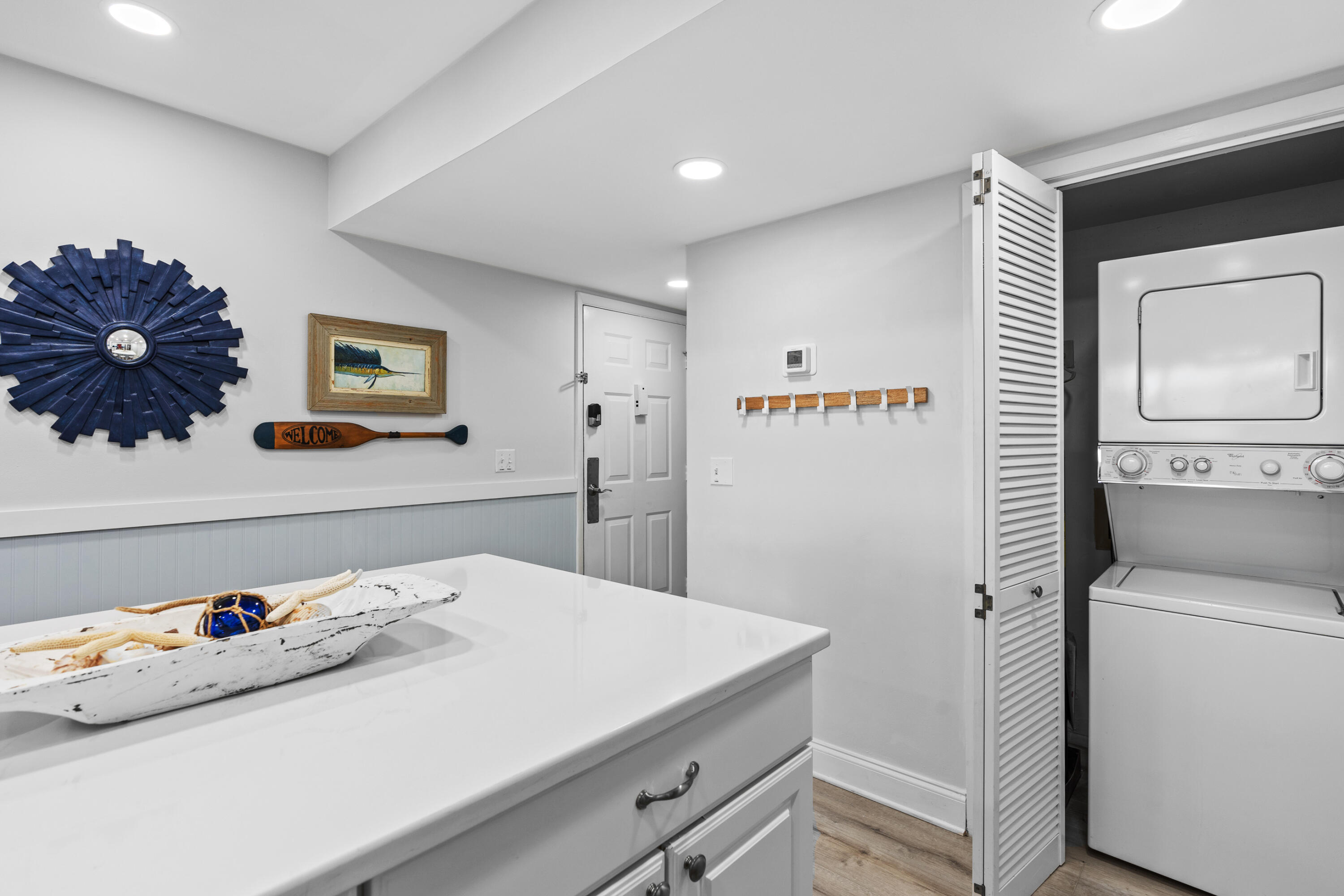 HARBOUR POINT CONDO - Residential Lease