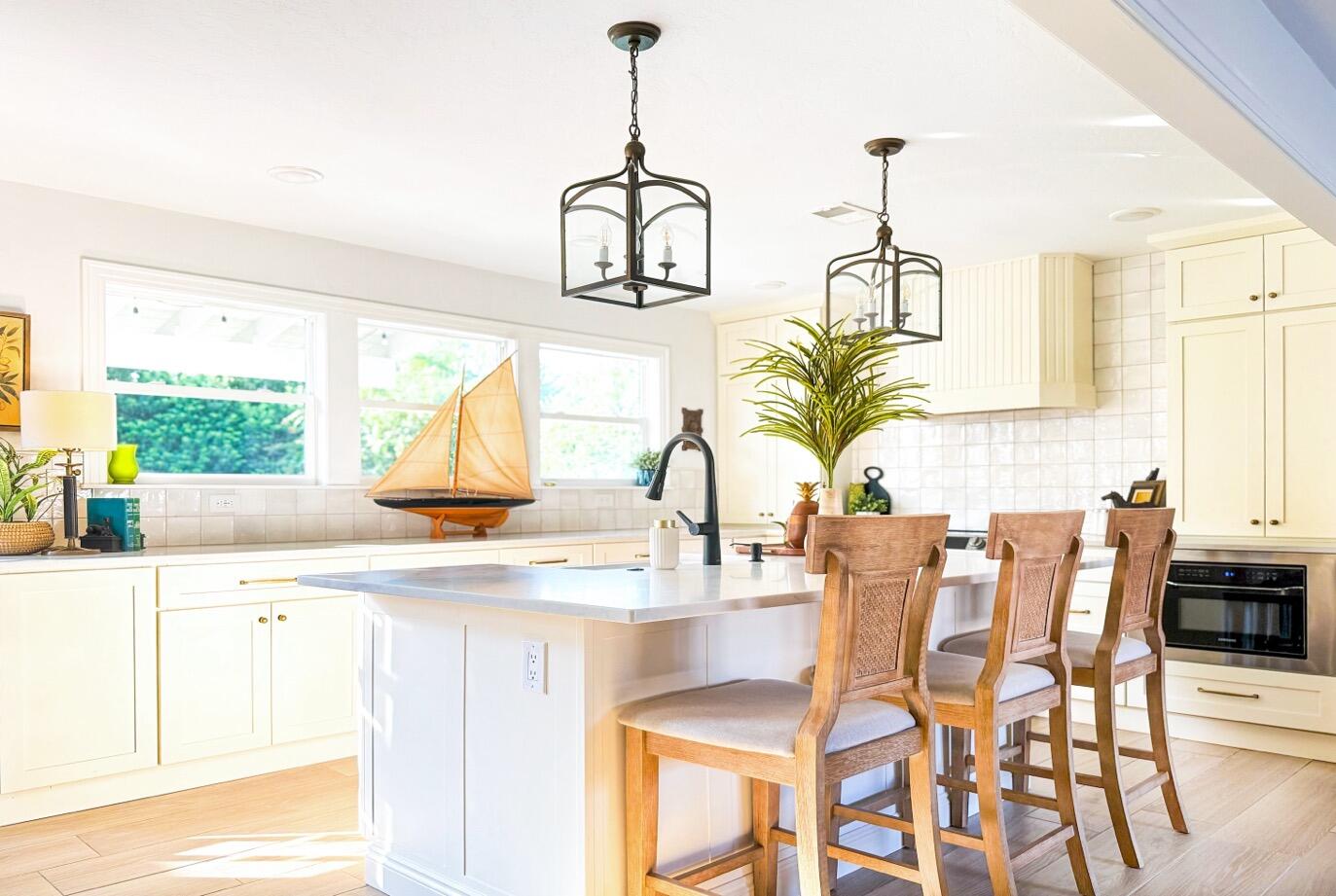 VILLA VENYCE 1ST ADDN - Residential