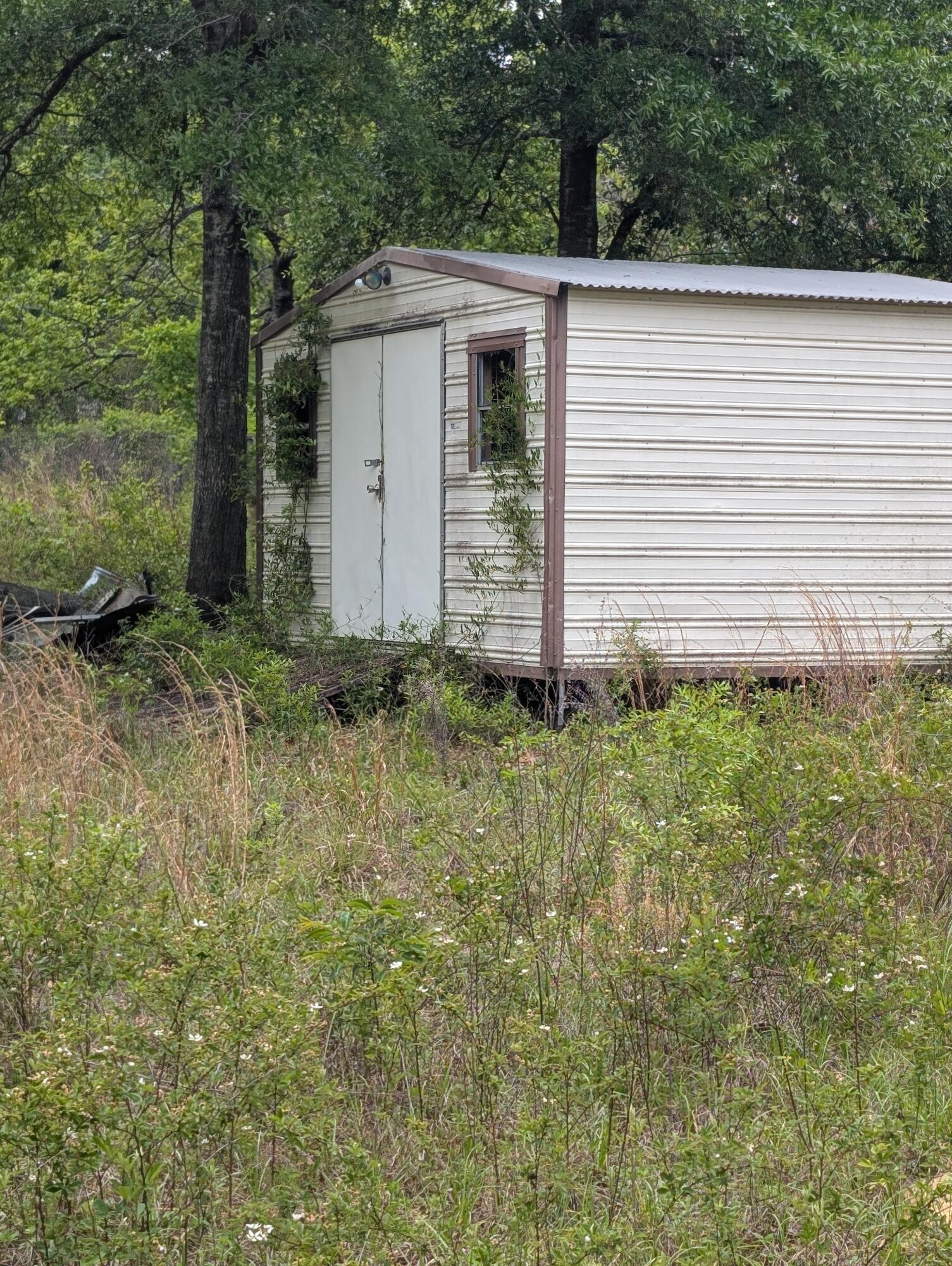 SHOAL RIVER FARMS UNREC - Land