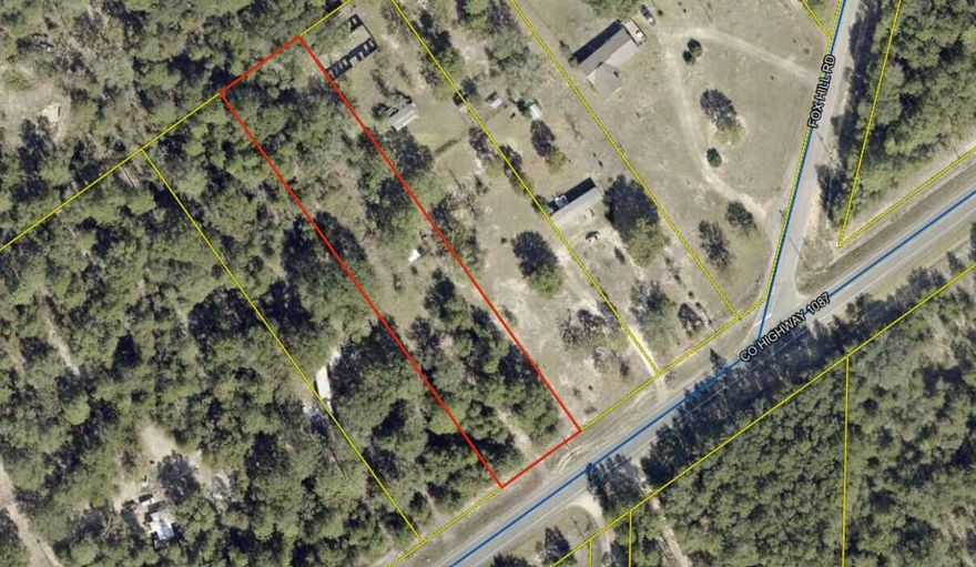 Property has public water, power and sep. Pretty level lot.  Zoned SFR with one dwelling per lot.  Utility building on property