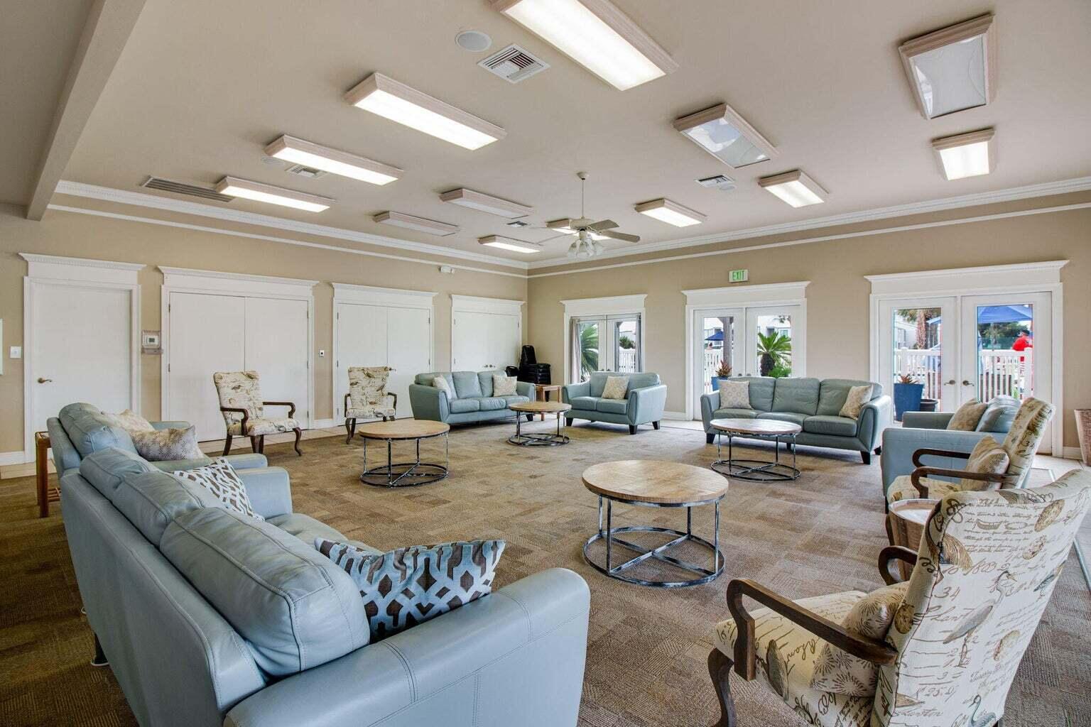 SHORELINE TOWERS 2 - Residential