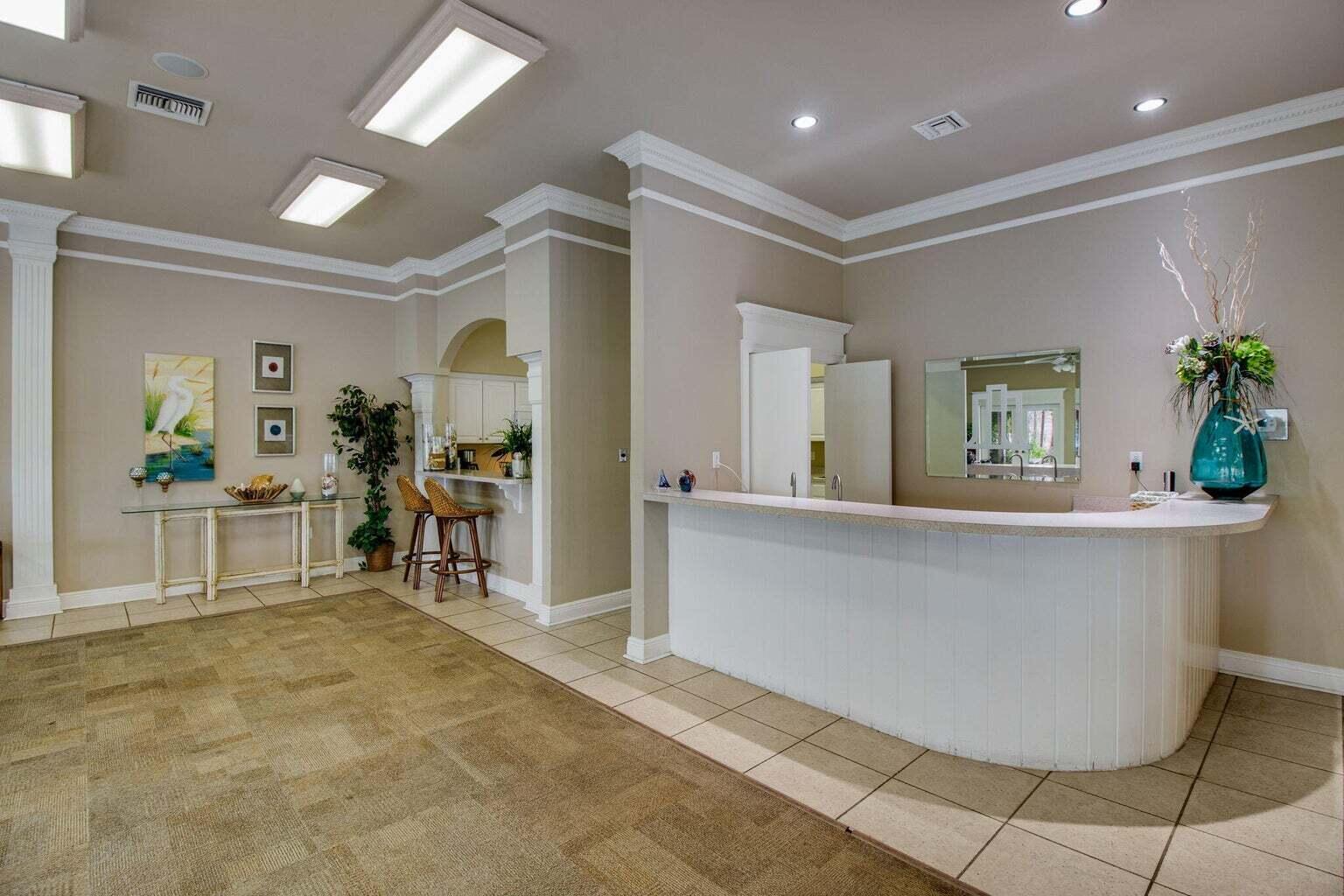 SHORELINE TOWERS 2 - Residential