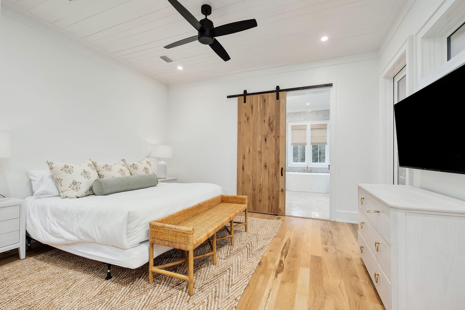 SEAGROVE 1ST ADDN - Residential