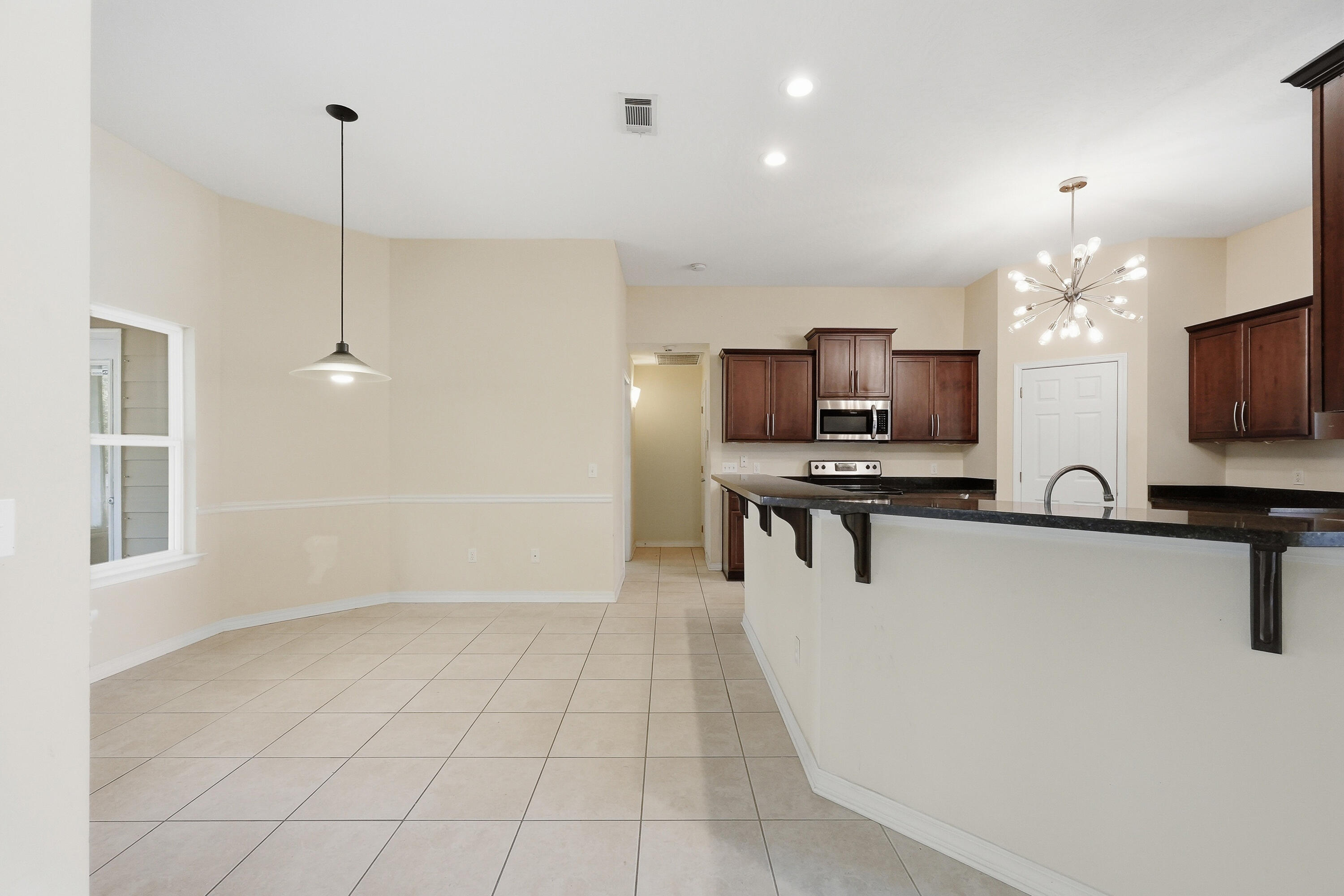 HOLLEY BY THE SEA - Residential