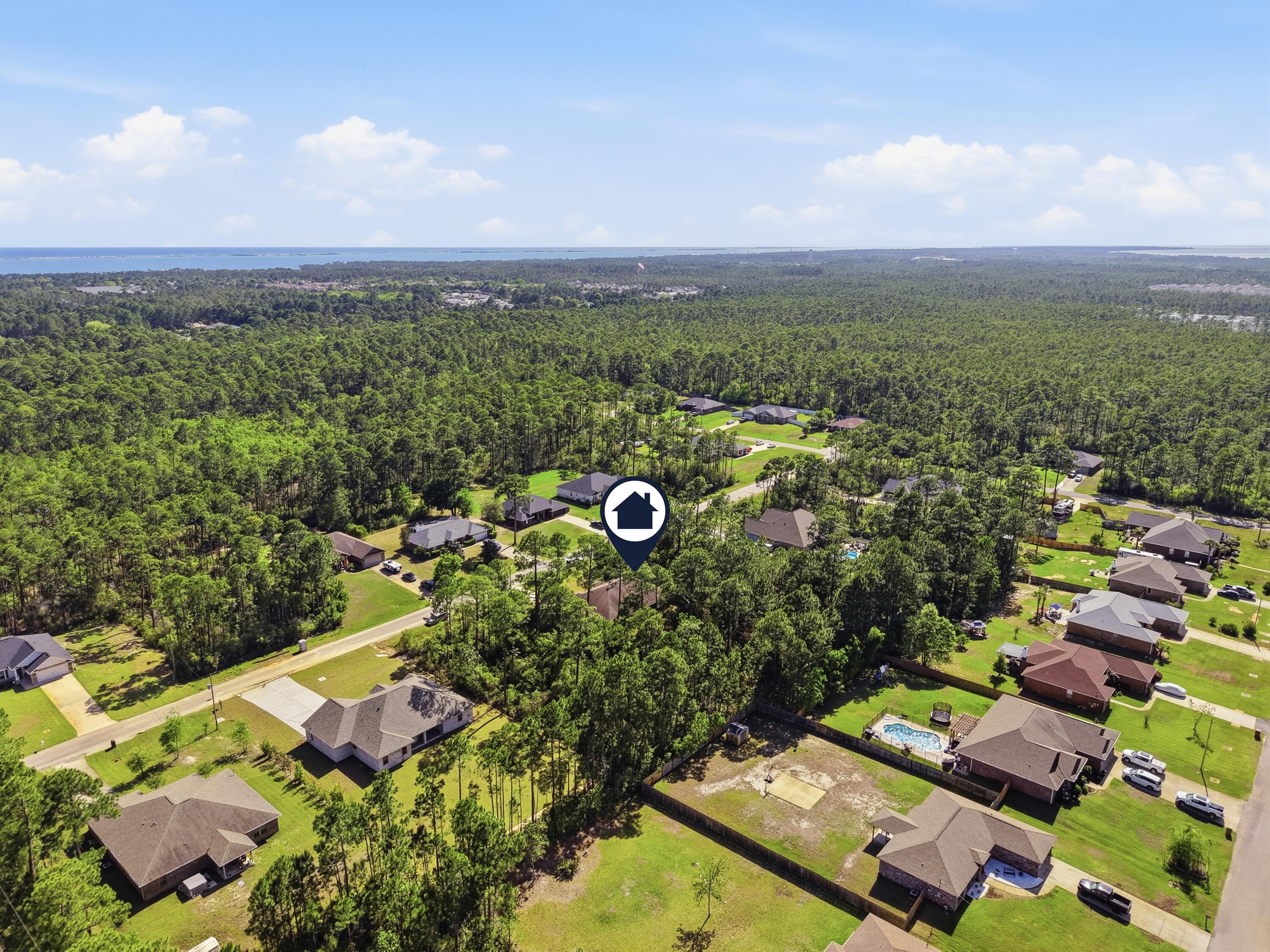 HOLLEY BY THE SEA - Residential