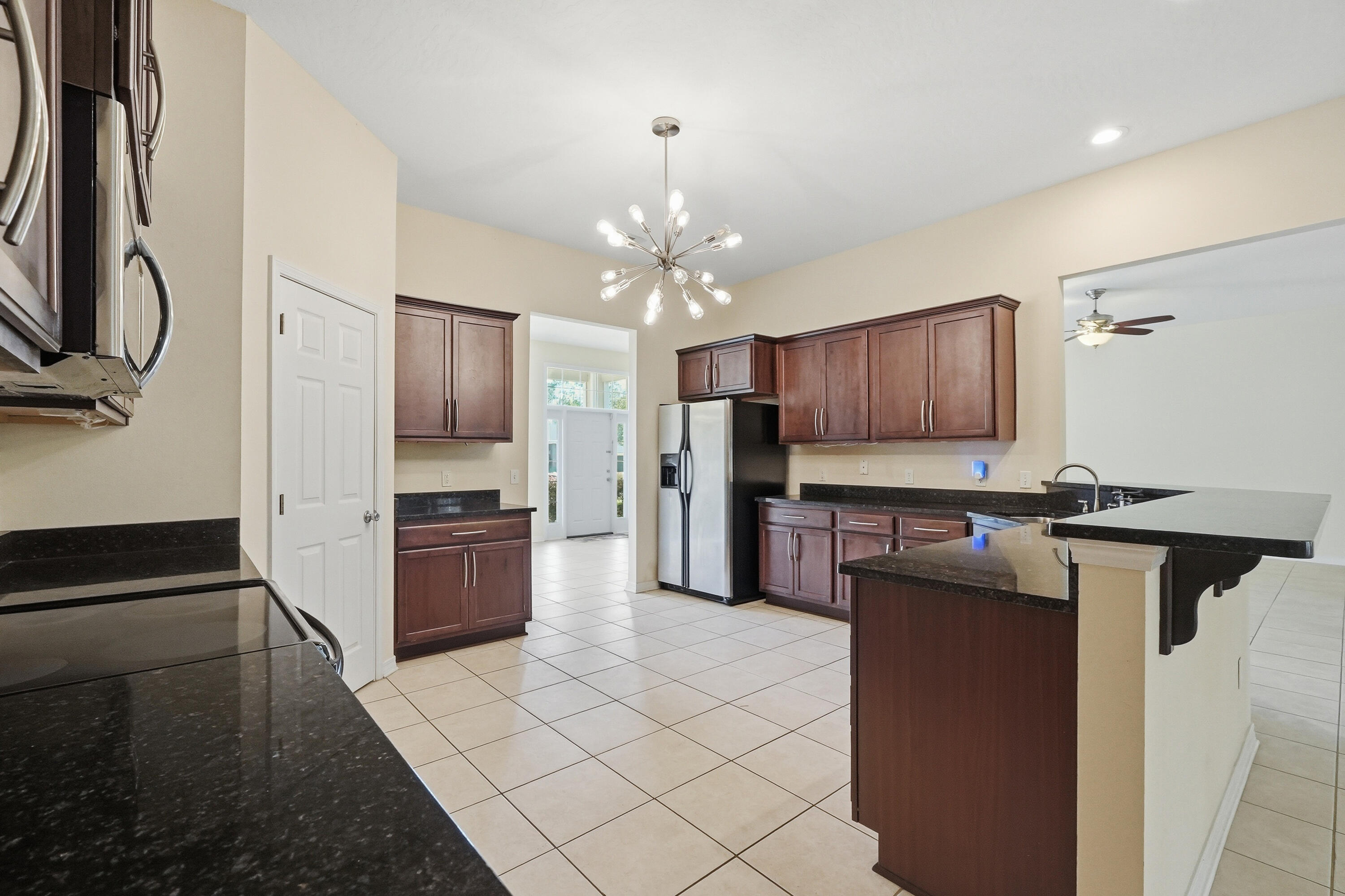 HOLLEY BY THE SEA - Residential