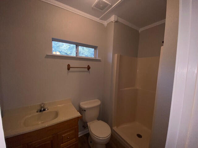 PINE CREST HILLS - Residential Lease