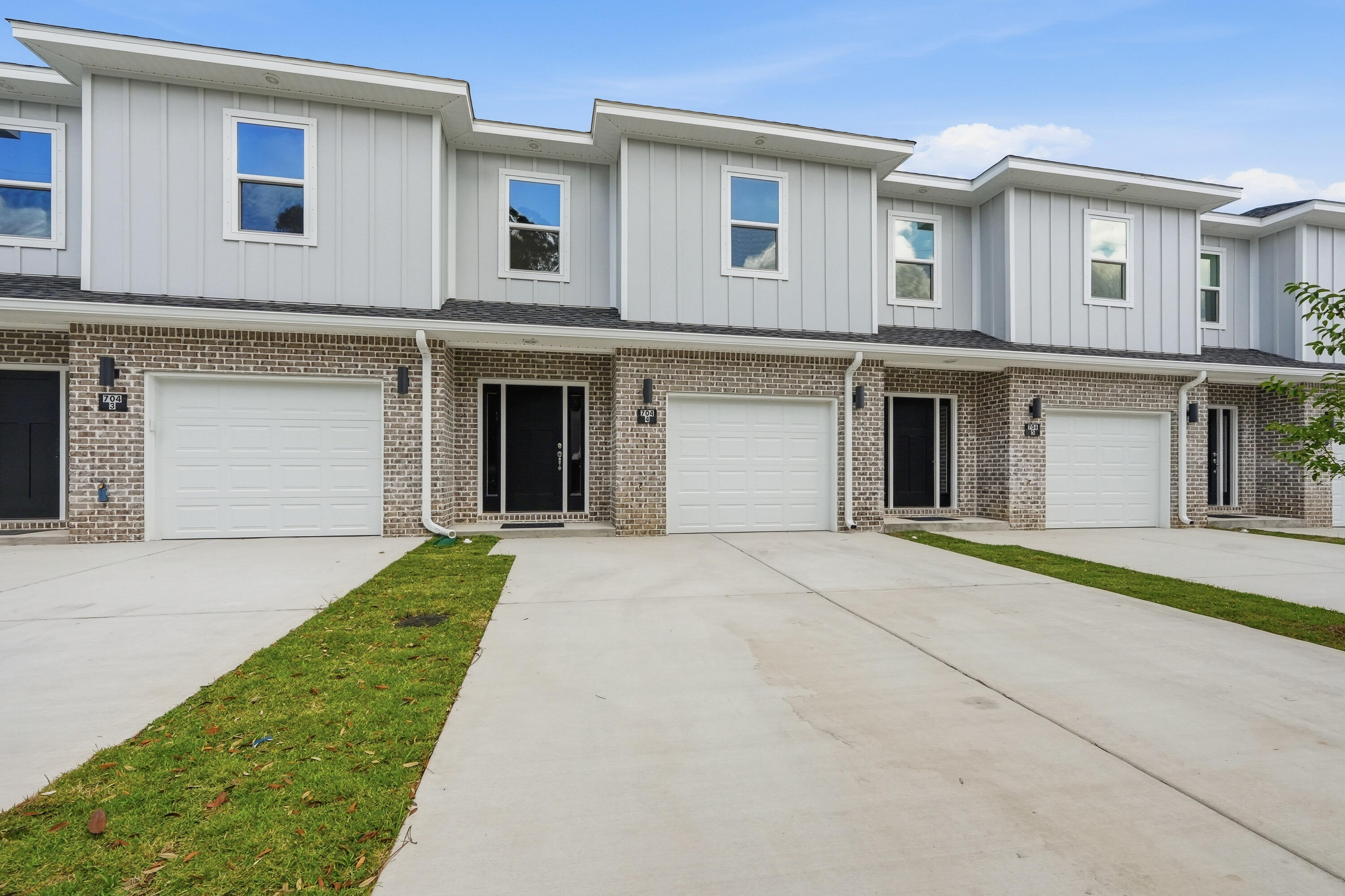 Ferguson Townhomes - Residential