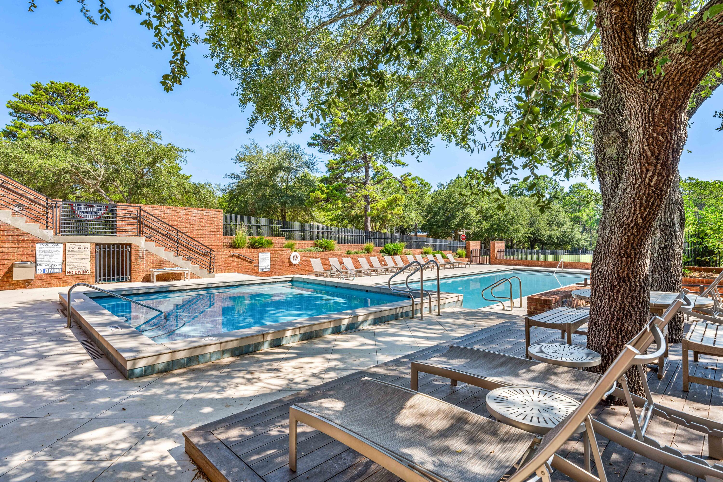 FOREST LAKES - Residential