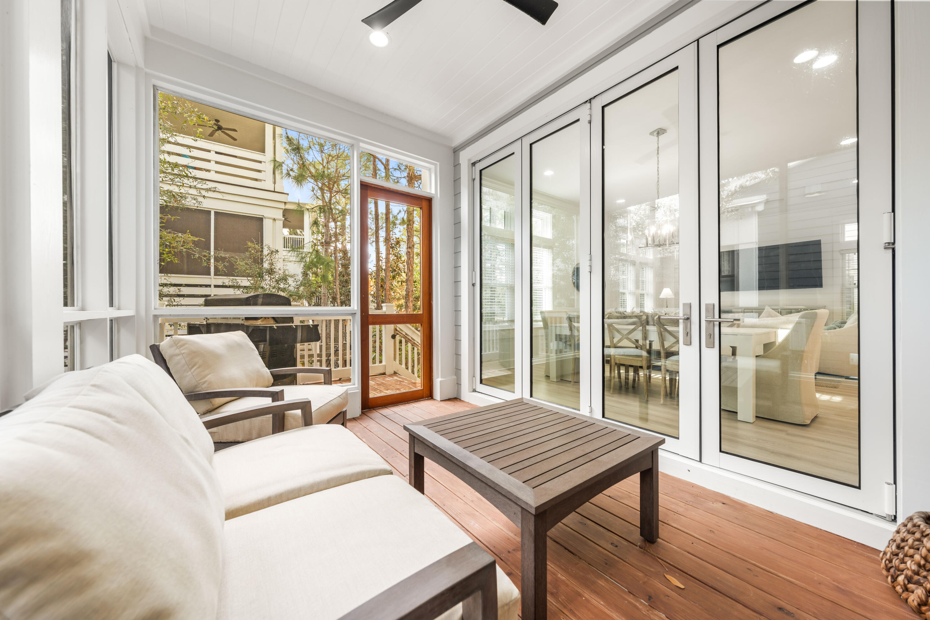 FOREST LAKES - Residential