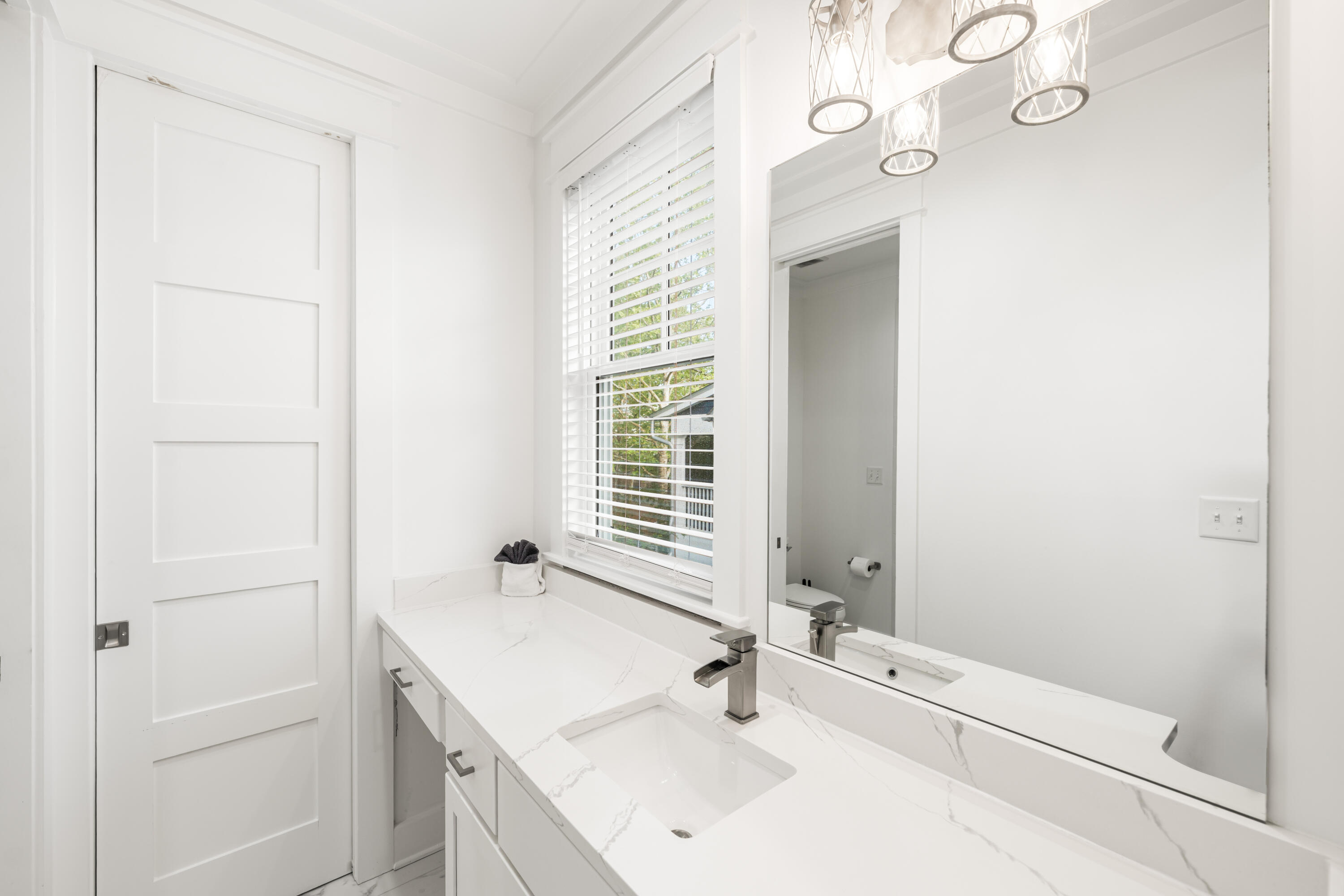 FOREST LAKES - Residential