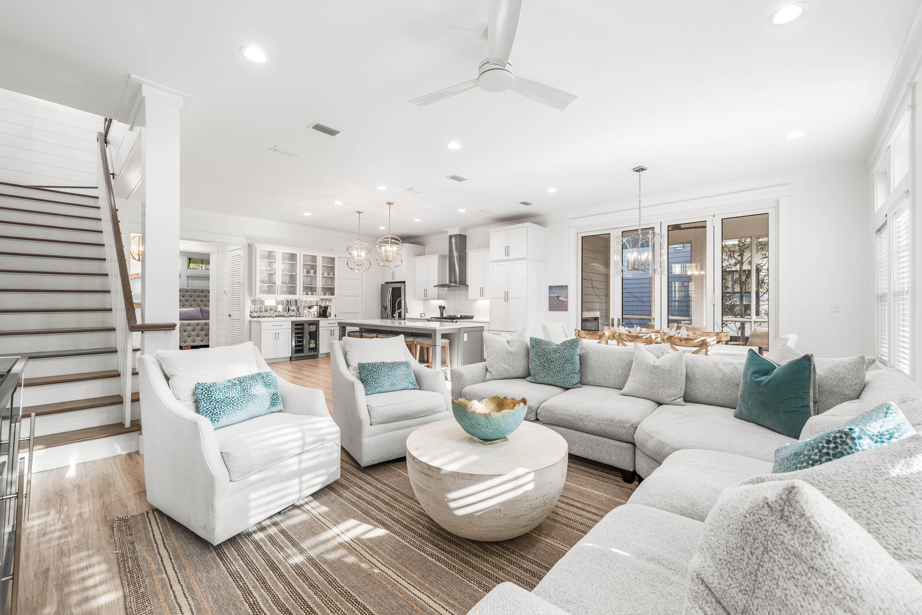 FOREST LAKES - Residential