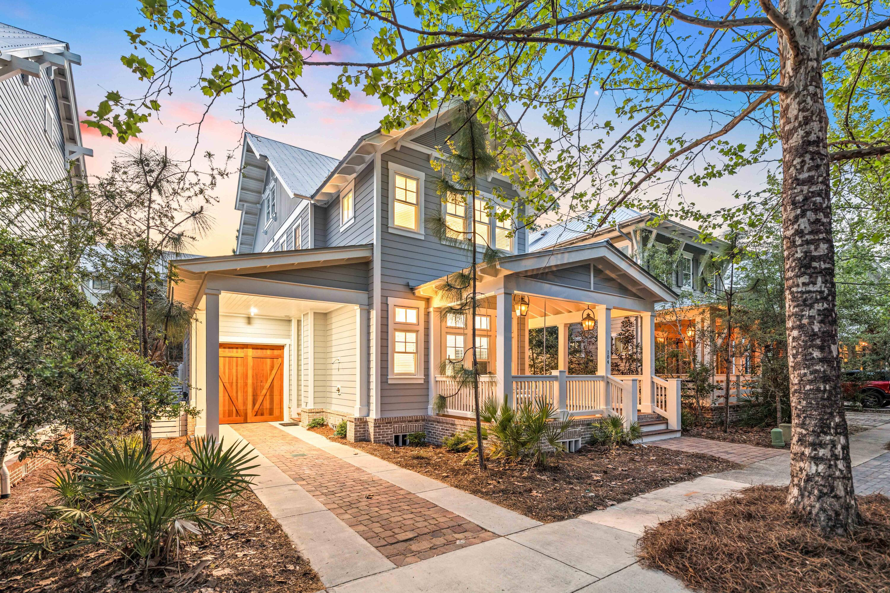 FOREST LAKES - Residential