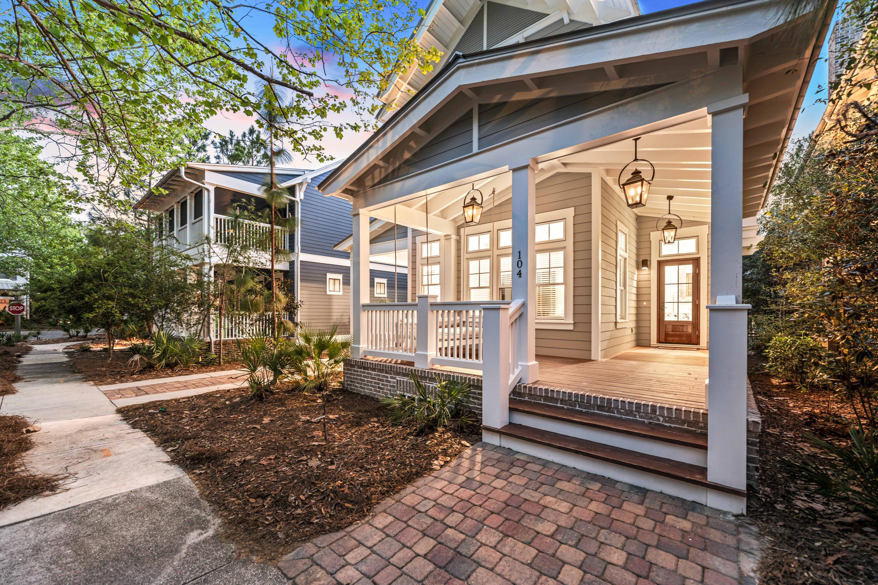 FOREST LAKES - Residential