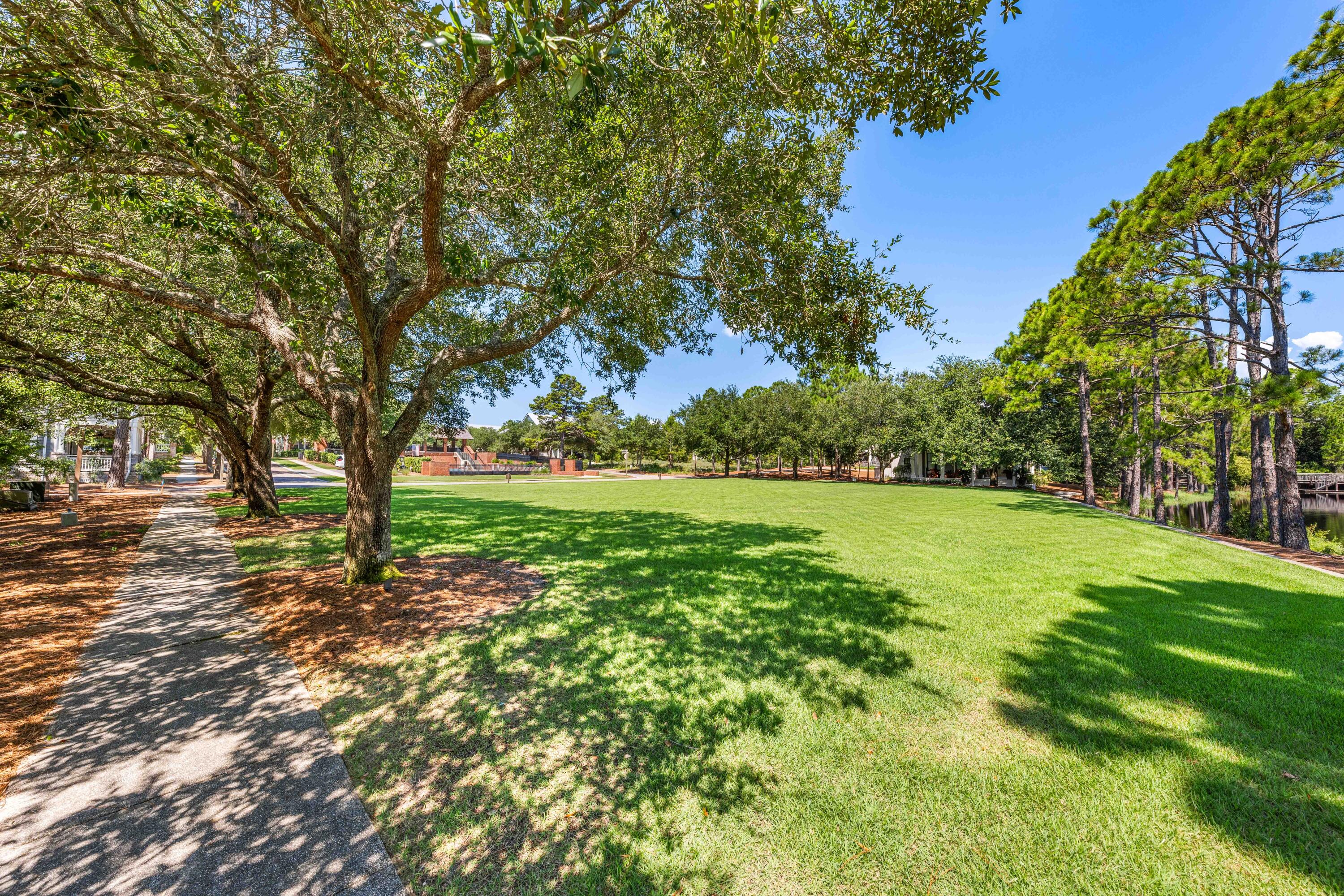 FOREST LAKES - Residential
