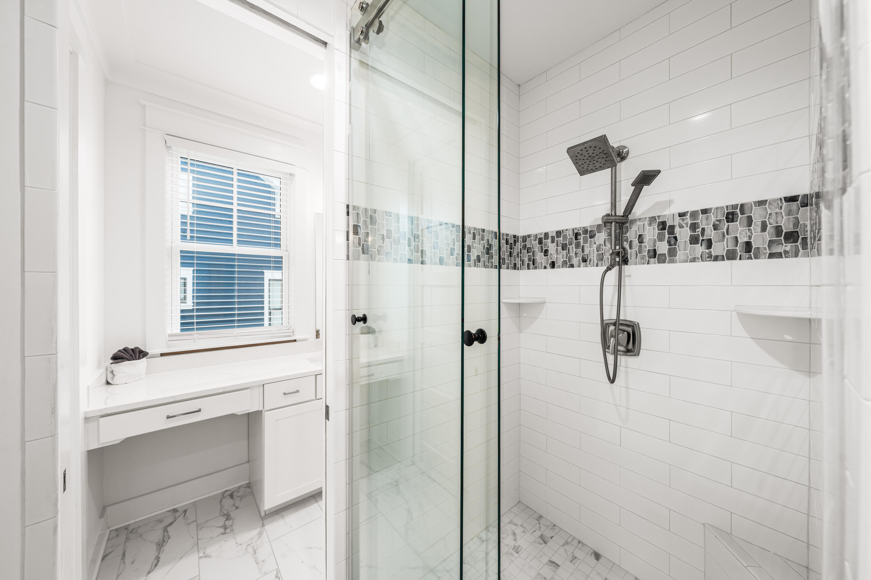 FOREST LAKES - Residential