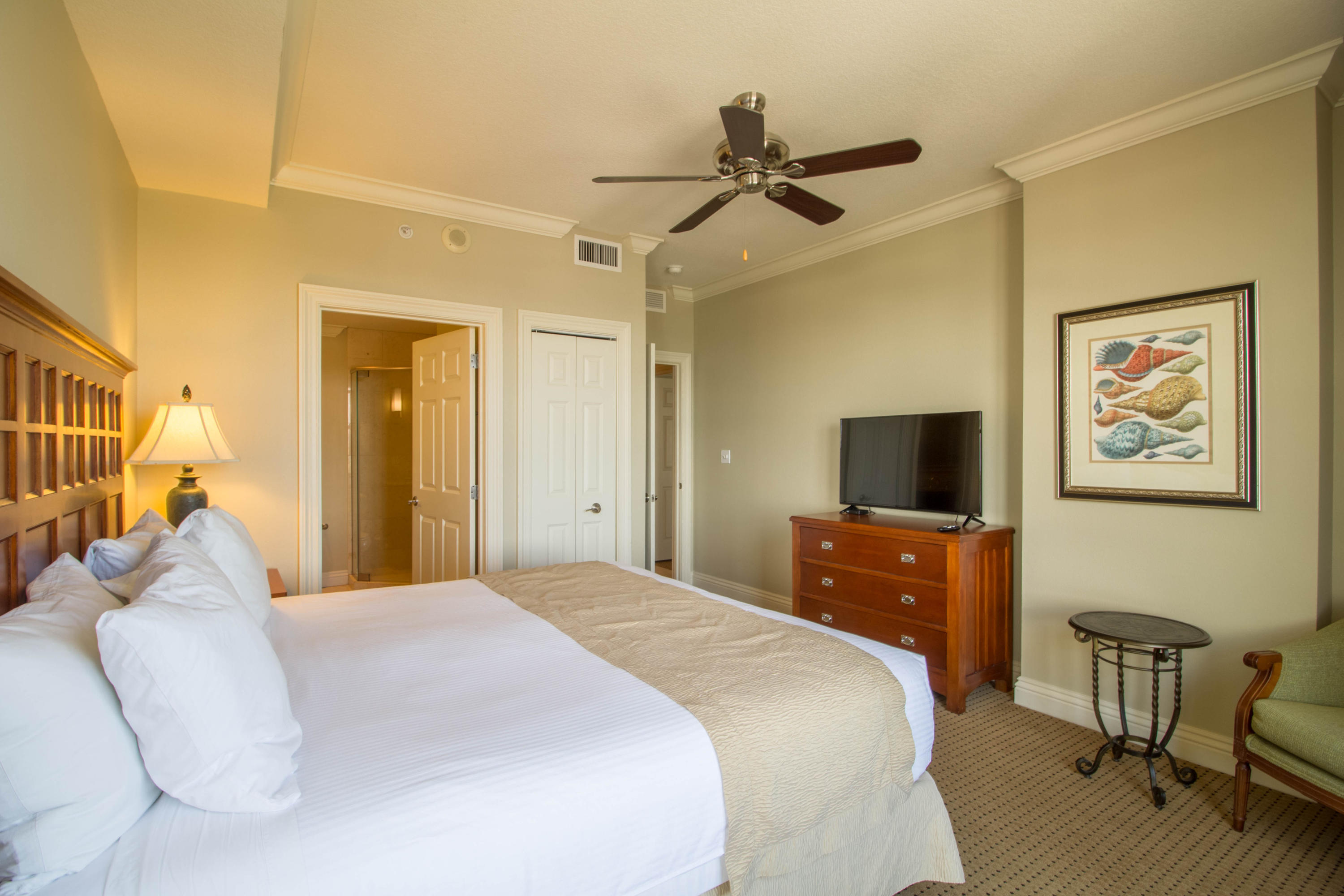 EMERALD GRANDE - Residential