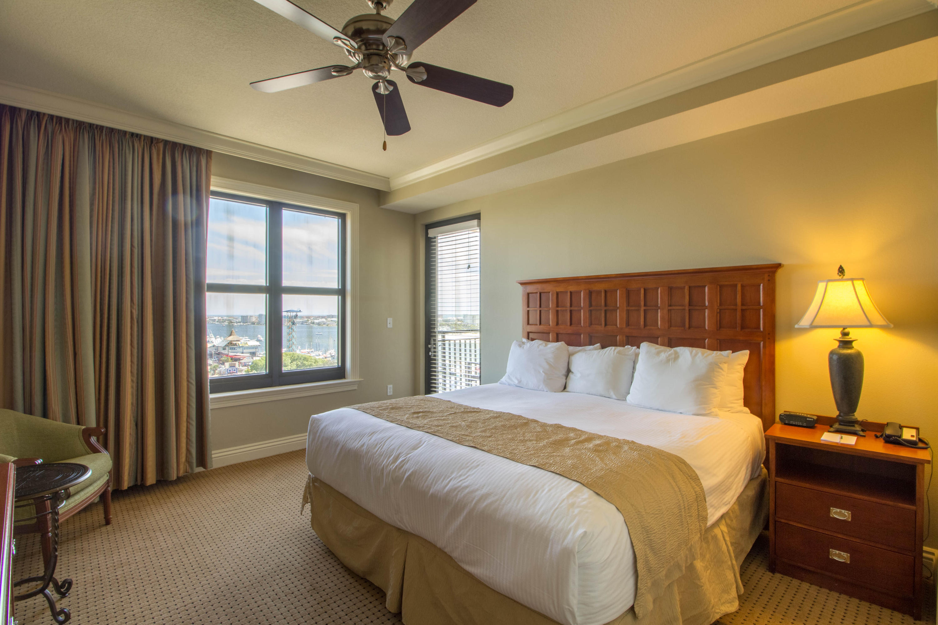 EMERALD GRANDE - Residential